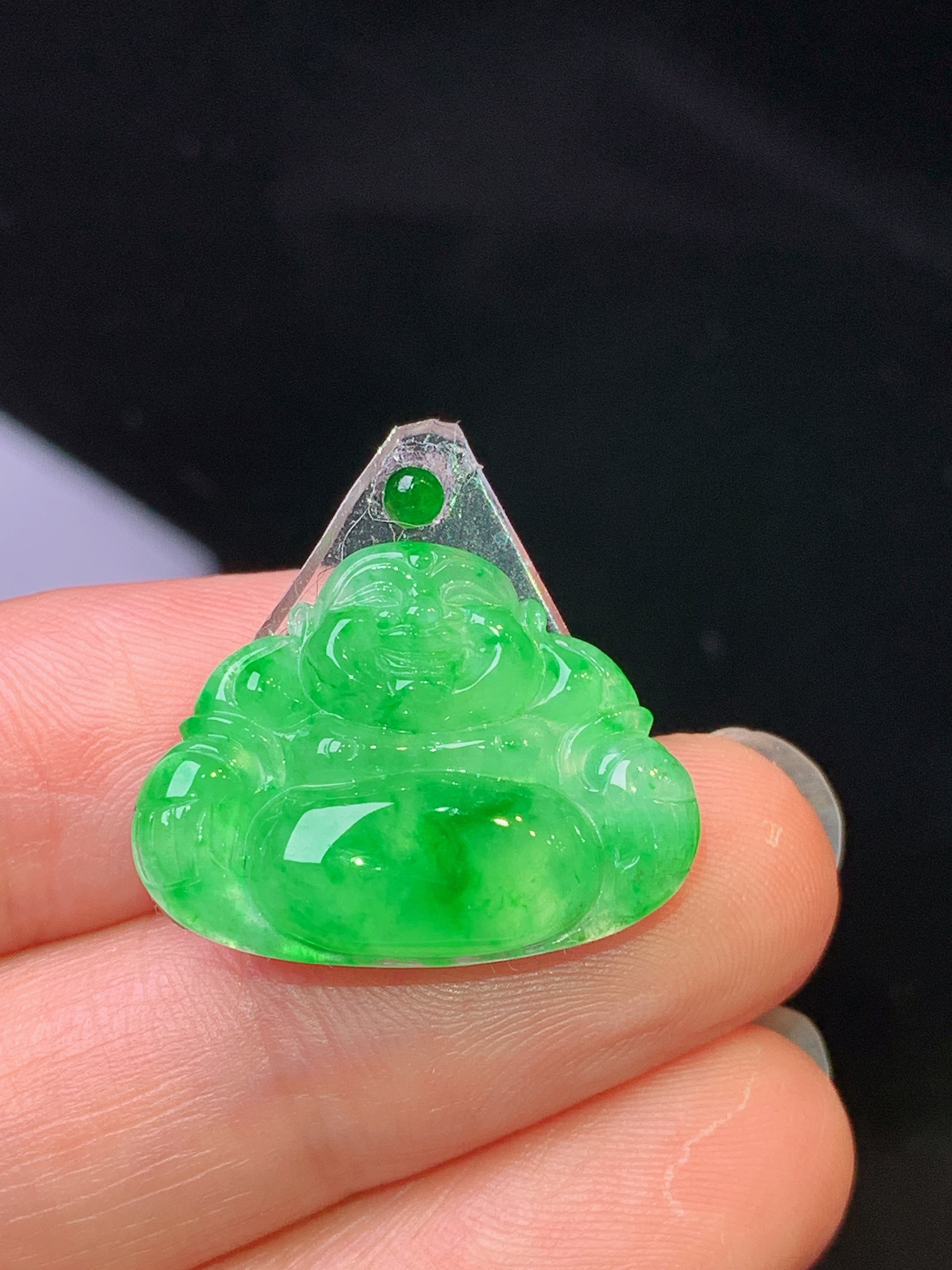 镶嵌款 翠绿佛公吊坠 玉质细腻 色泽艳丽清新 水润亮眼 整体尺寸16.8*22.2*4.2*2x