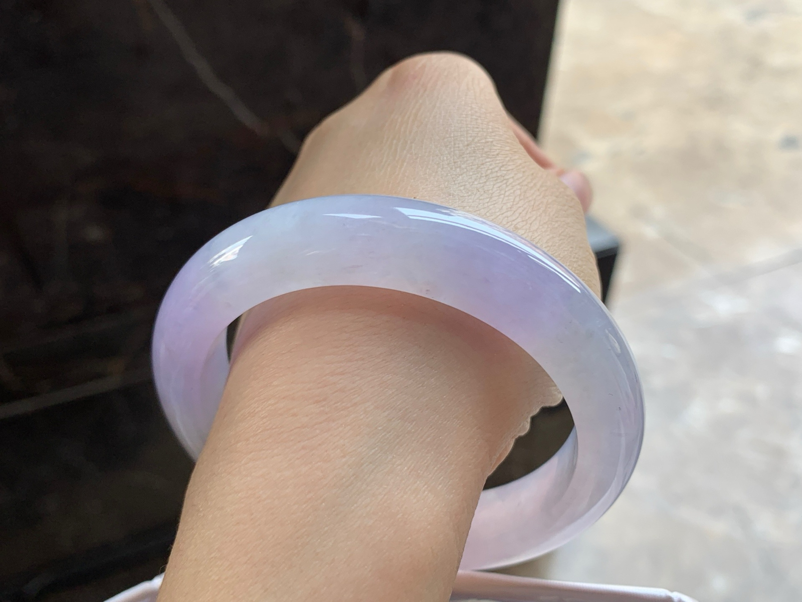 57-12.8-9.3

冰紫手镯^_^水润 鲜艳亮眼