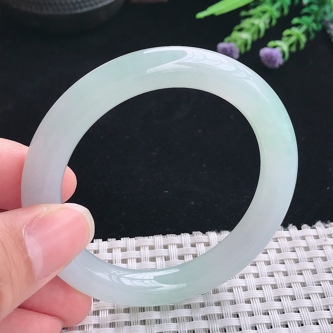 实拍A货翡翠52.2/9.5老坑冰胶果冻冰纯晴底圆条手镯翡翠玉镯手环