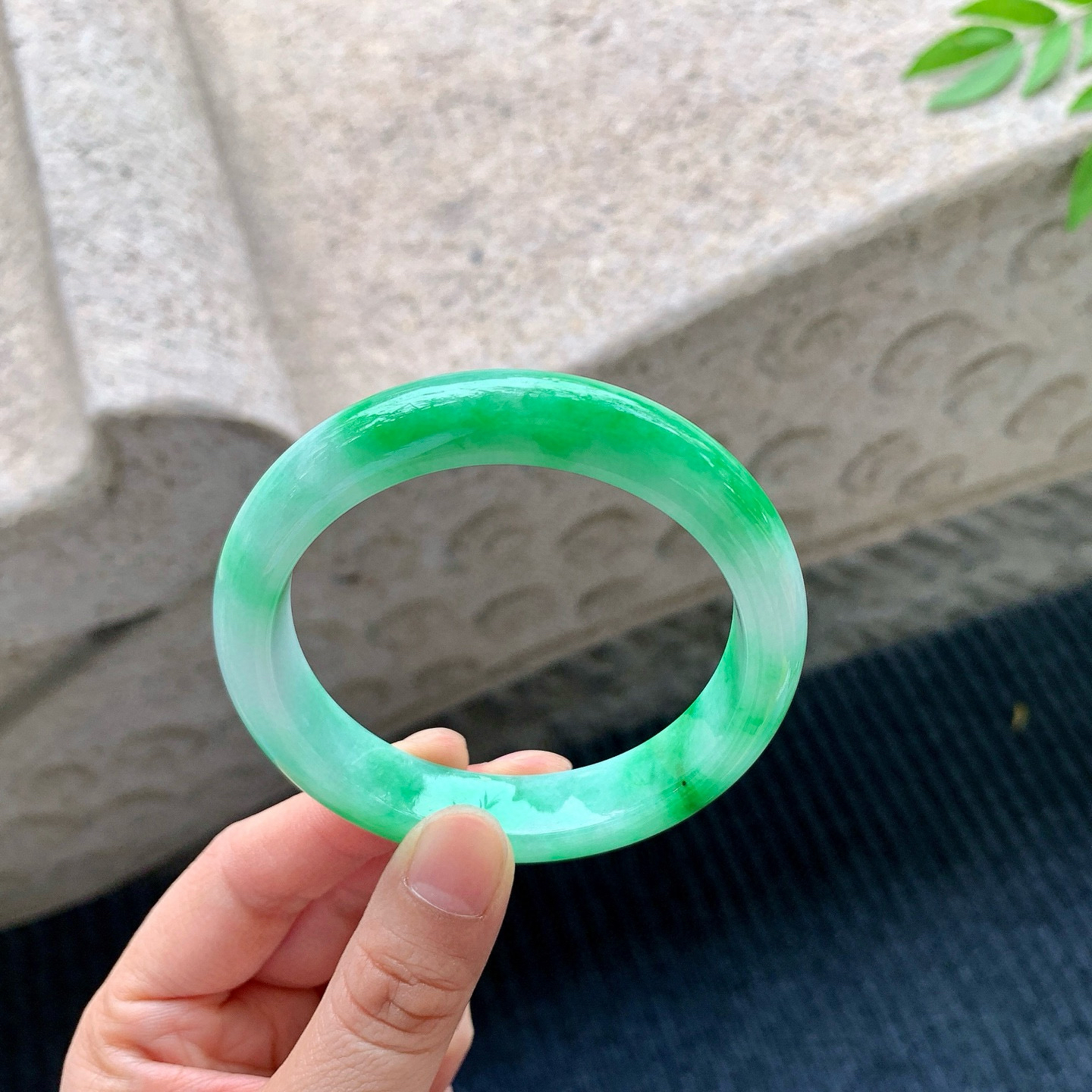 55.7/12.2/8.2辣绿，水润，种老，细腻