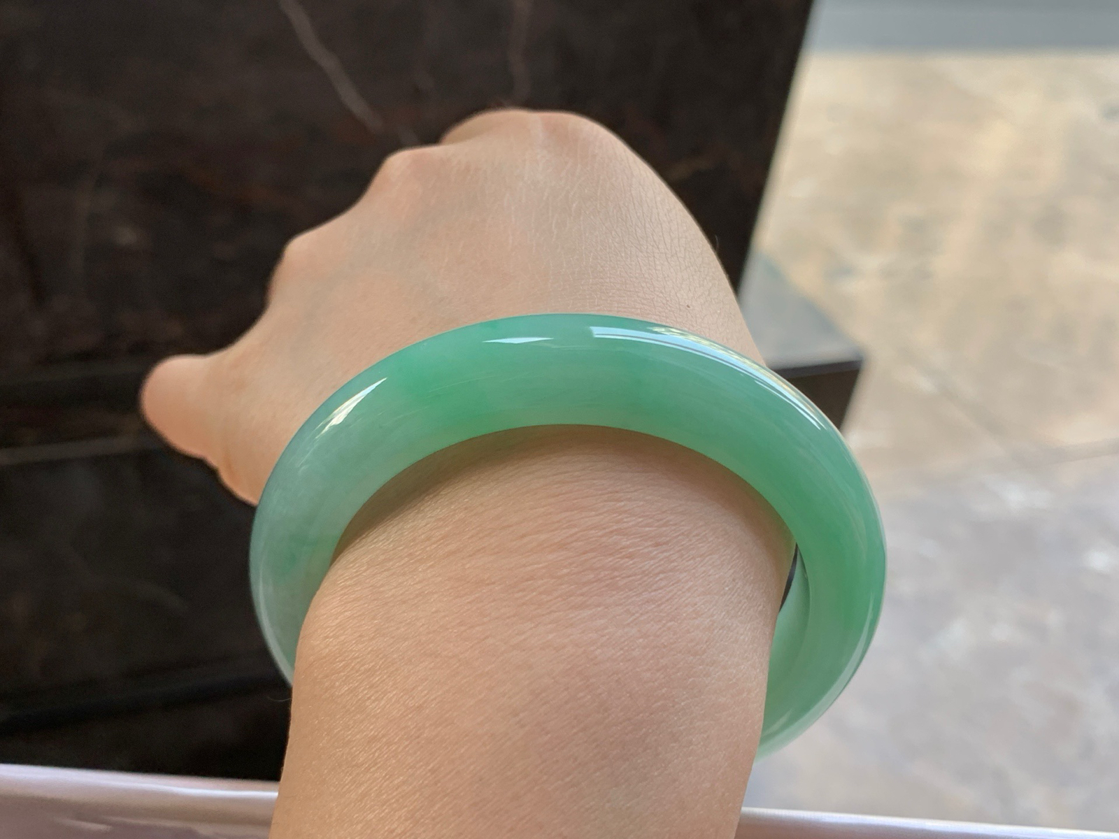 54.5-12.3-9.5

晴绿手镯^_^清新 好看