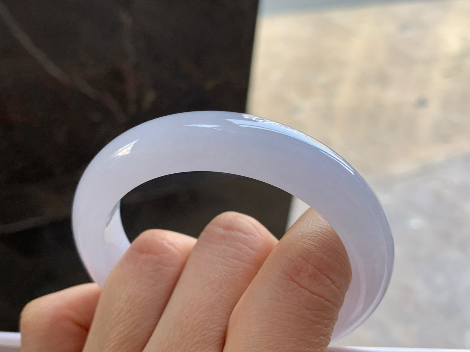 53.5-12.5-8.8

淡紫手镯^_^水润清新