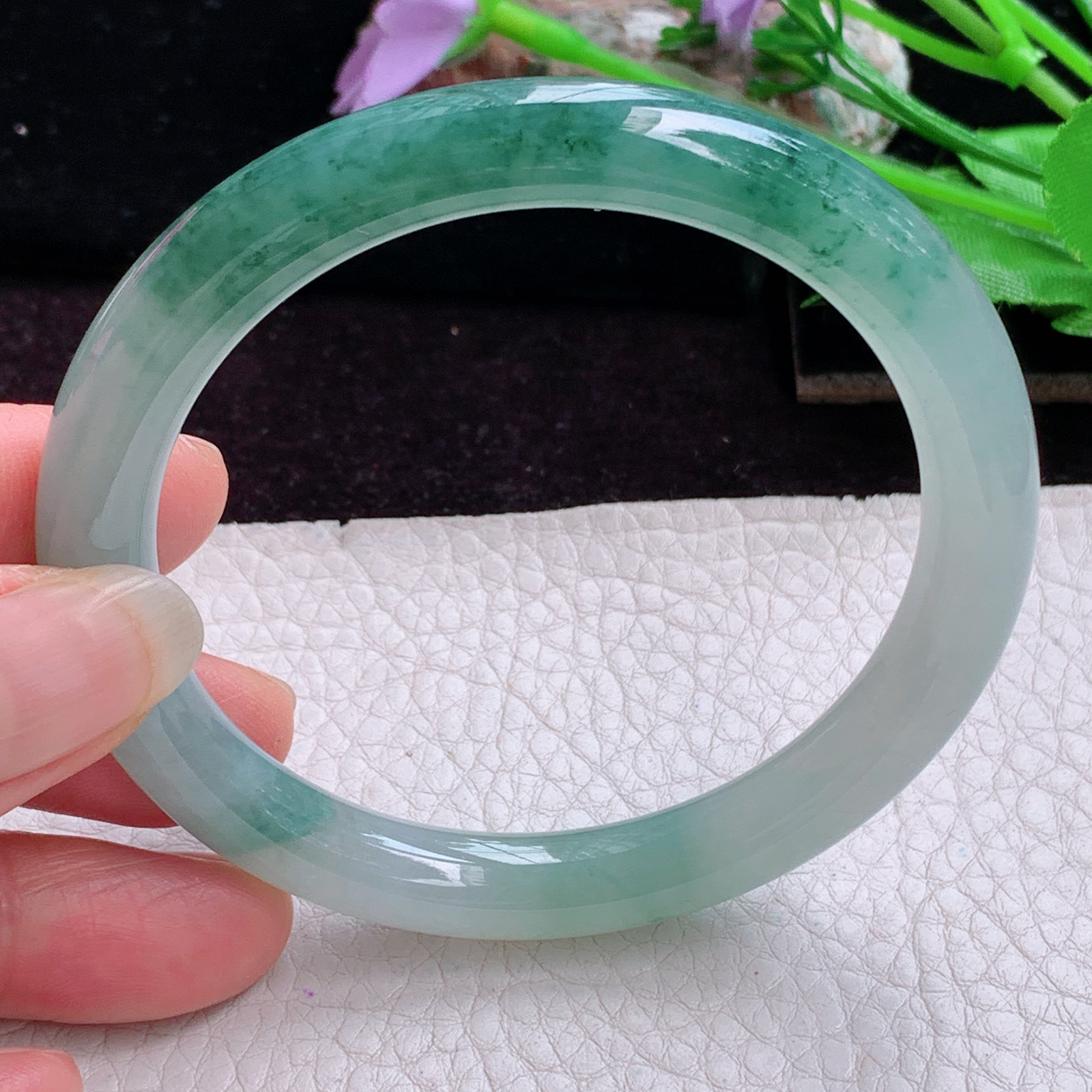 xc实拍57.5*9*8.8美人镯 天然缅甸翡翠手镯冰胶飘花正圈玉镯子 叮当镯