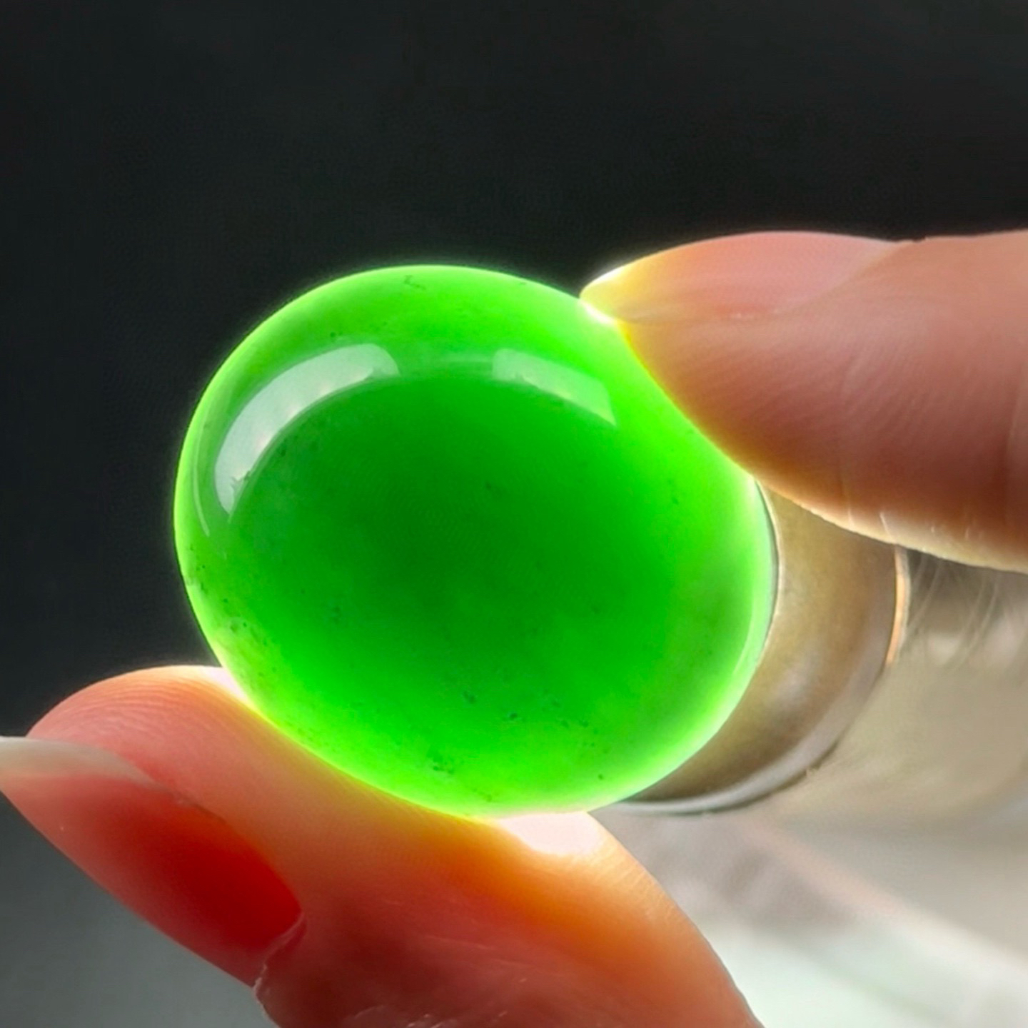 精品墨翠大蛋面 种好色正 黑度极好 打灯通透 尺寸25.4