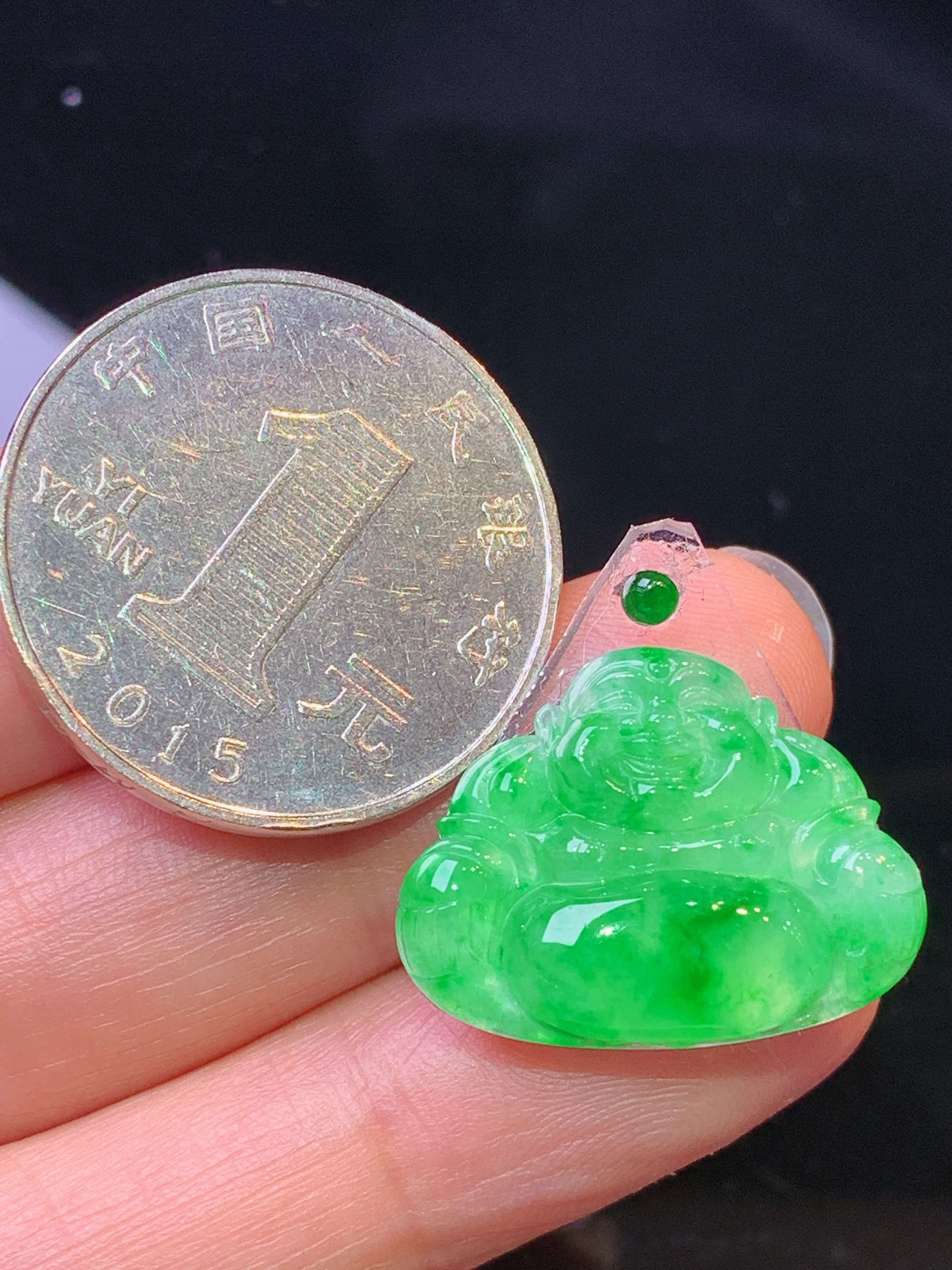 镶嵌款 翠绿佛公吊坠 玉质细腻 色泽艳丽清新 水润亮眼 整体尺寸16.8*22.2*4.2*2x