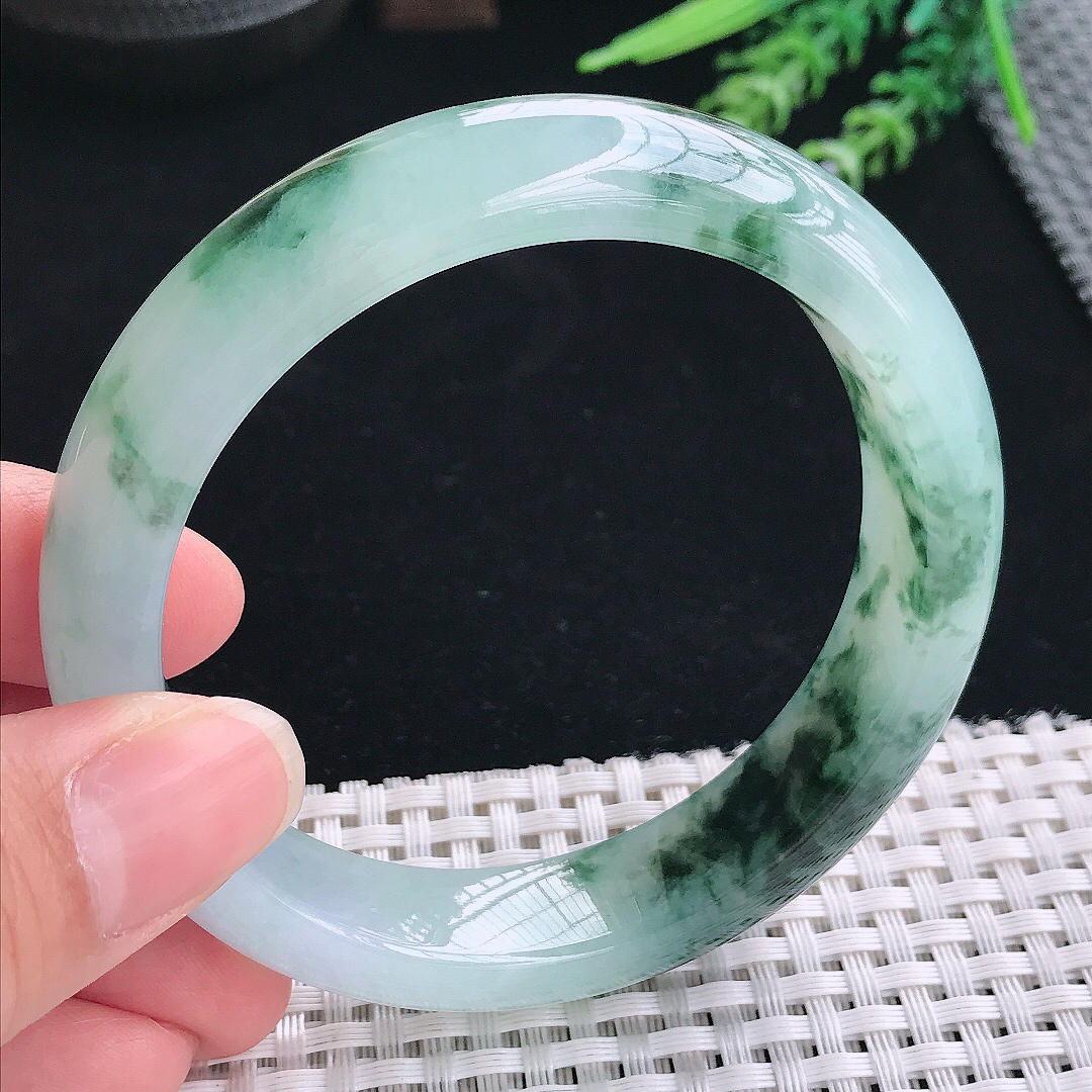 实拍A货翡翠60/14.2/9老坑冰润起胶飘花手镯翡翠玉镯手环