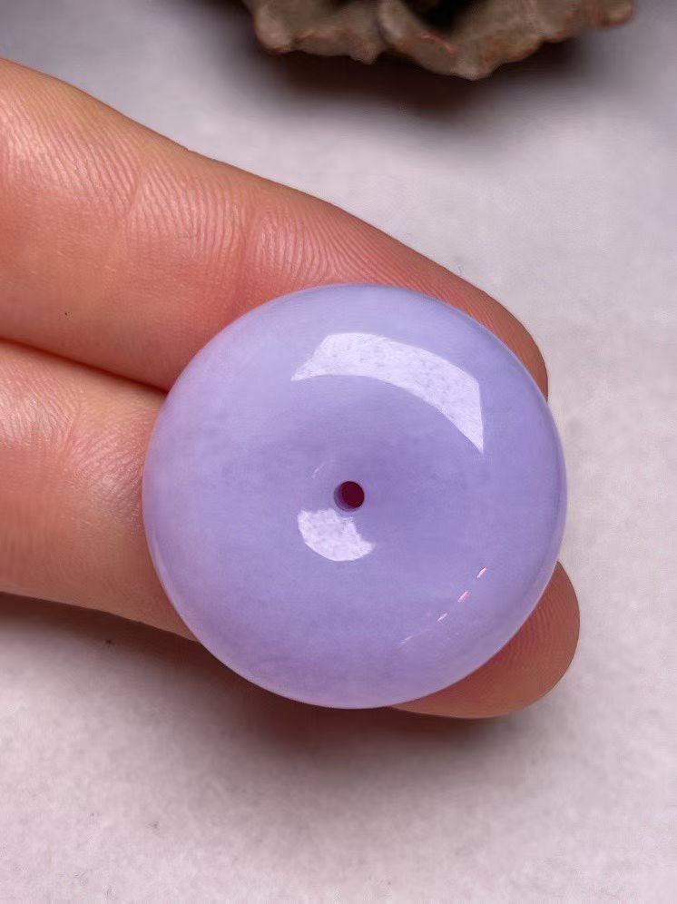 冰糯种紫罗兰【平安扣】吊坠、种水好，玉质细腻 ，卖相好·
