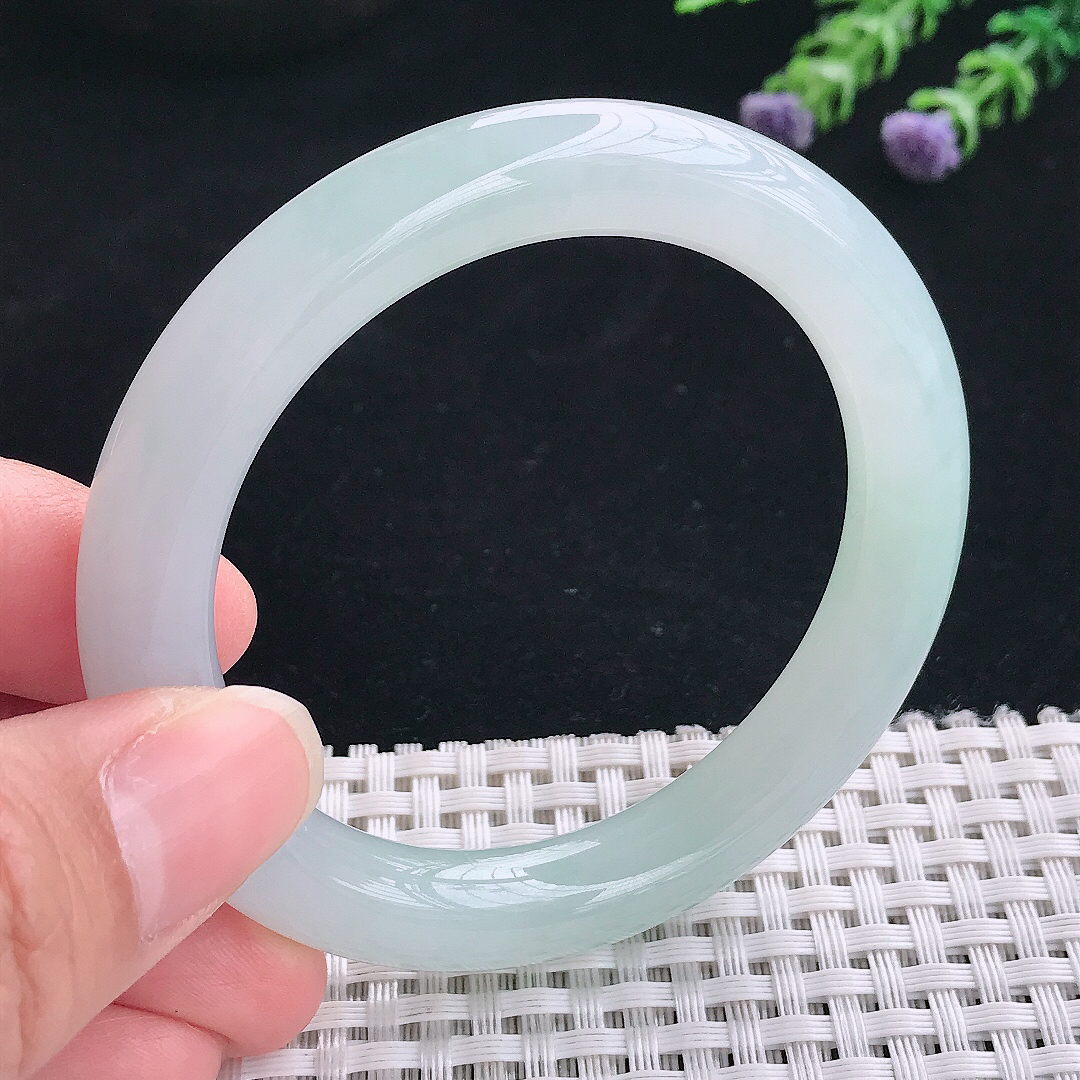 实拍A货翡翠52.2/9.5老坑冰胶果冻冰纯晴底圆条手镯翡翠玉镯手环