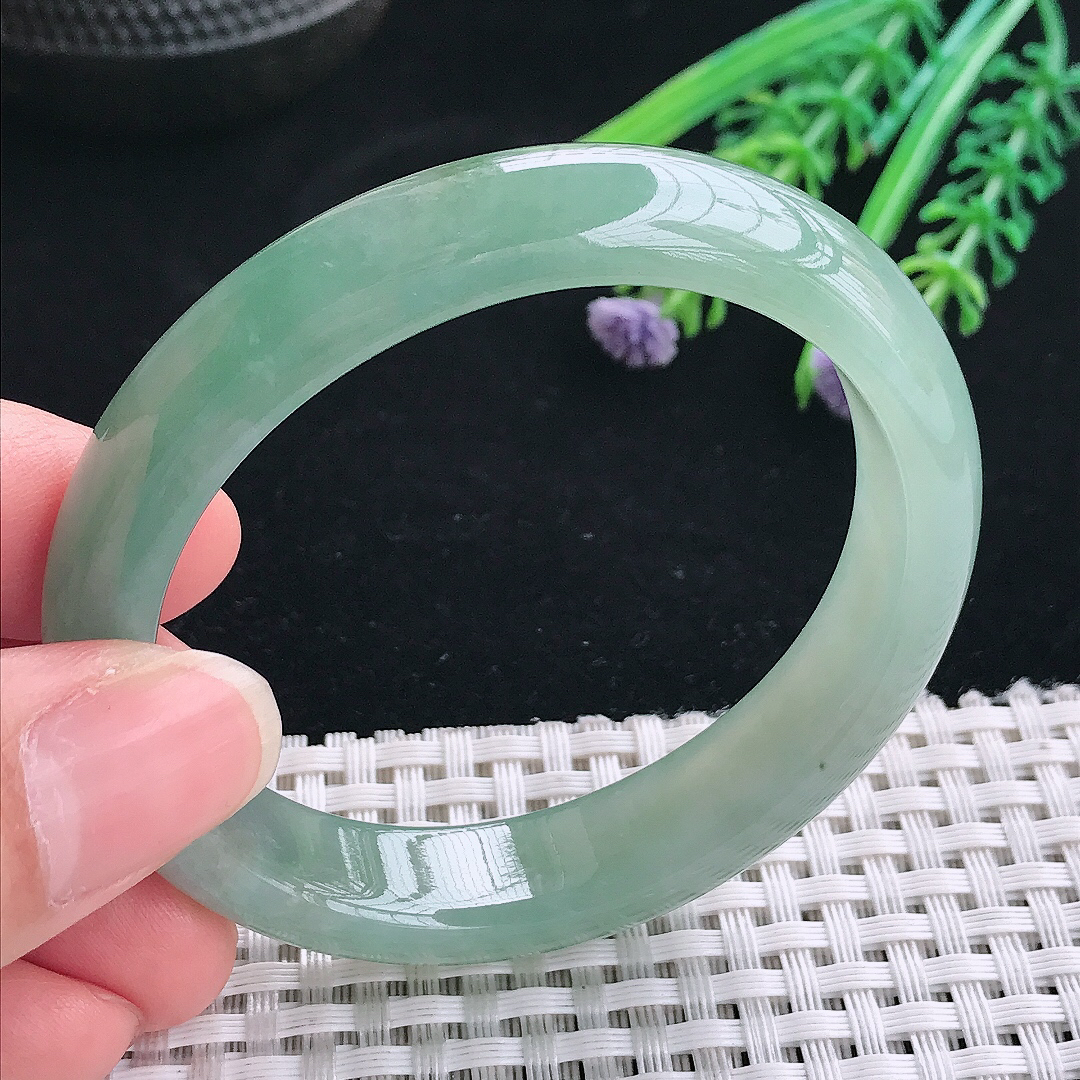 实拍A货翡翠53.5/48/12.1/7.6老坑冰润起胶满油绿贵妃手镯翡翠玉镯手环