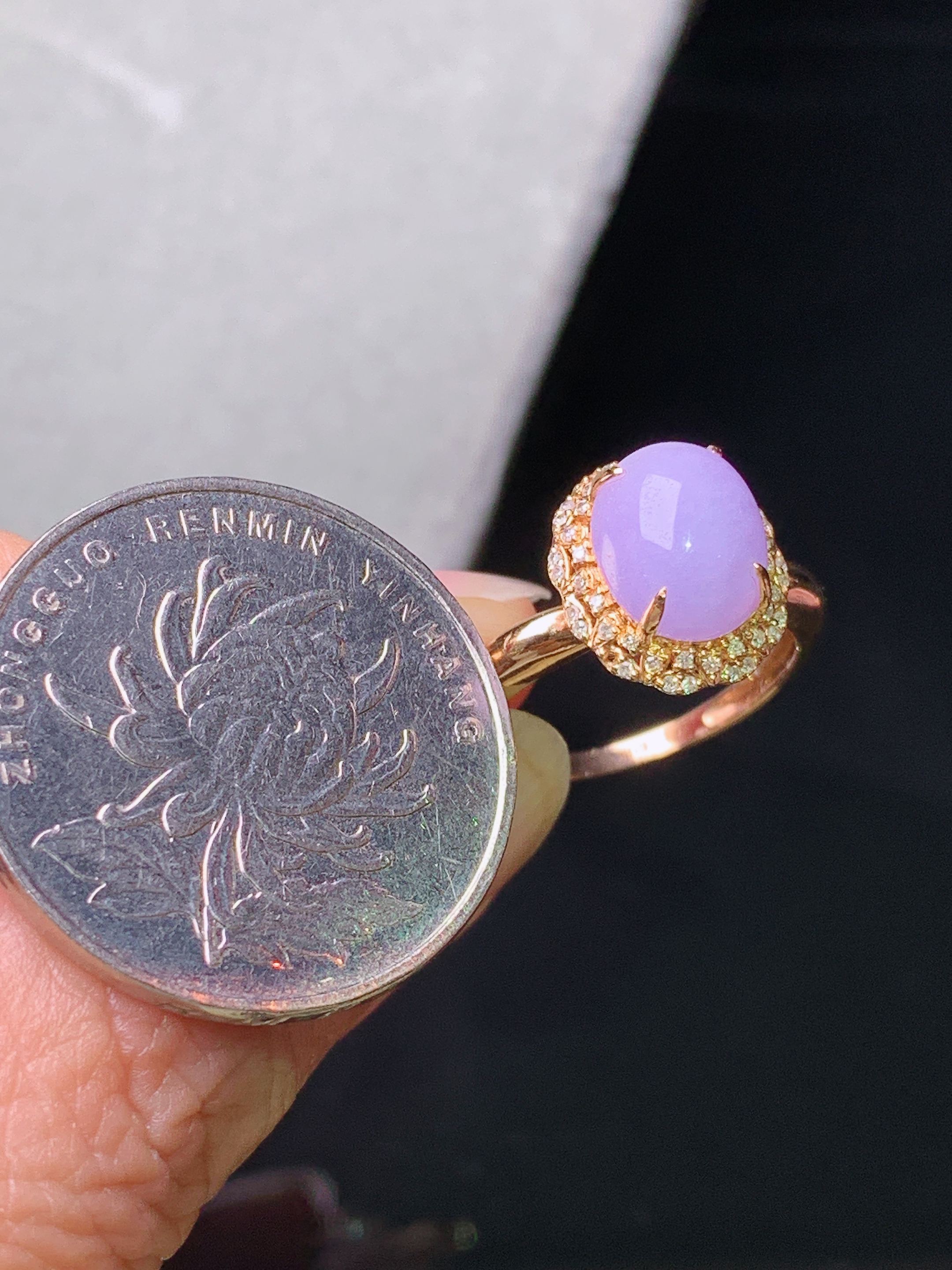 18k金钻镶嵌紫罗兰貔貅戒指 玉质细腻 色泽艳丽清新 水润亮眼 圈口12.5 整体尺寸12*10.3*9.8j2