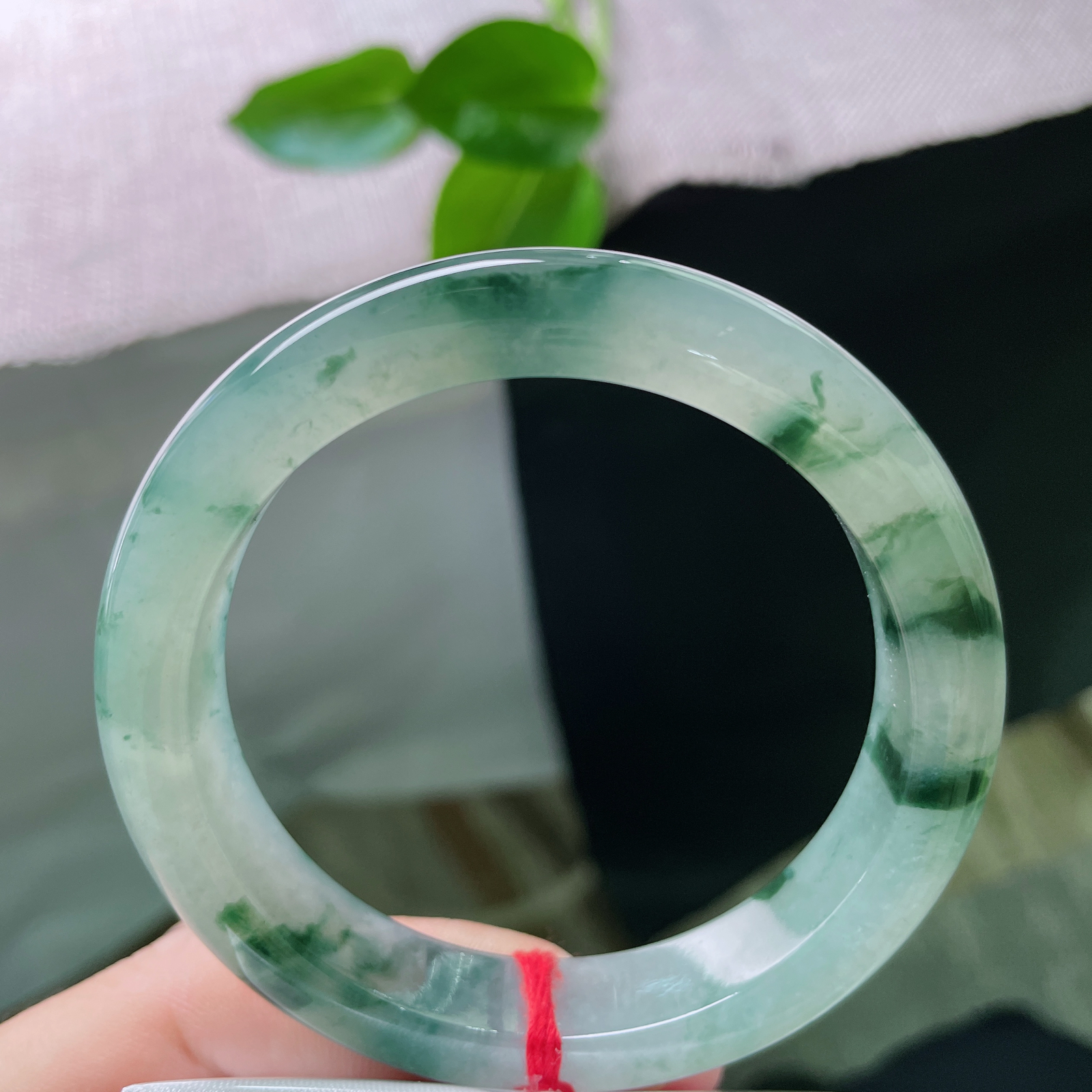 54.3/11.6/8.3冰飘花正圈，水润细腻，种老水足，婉间风华，贵气，无纹裂