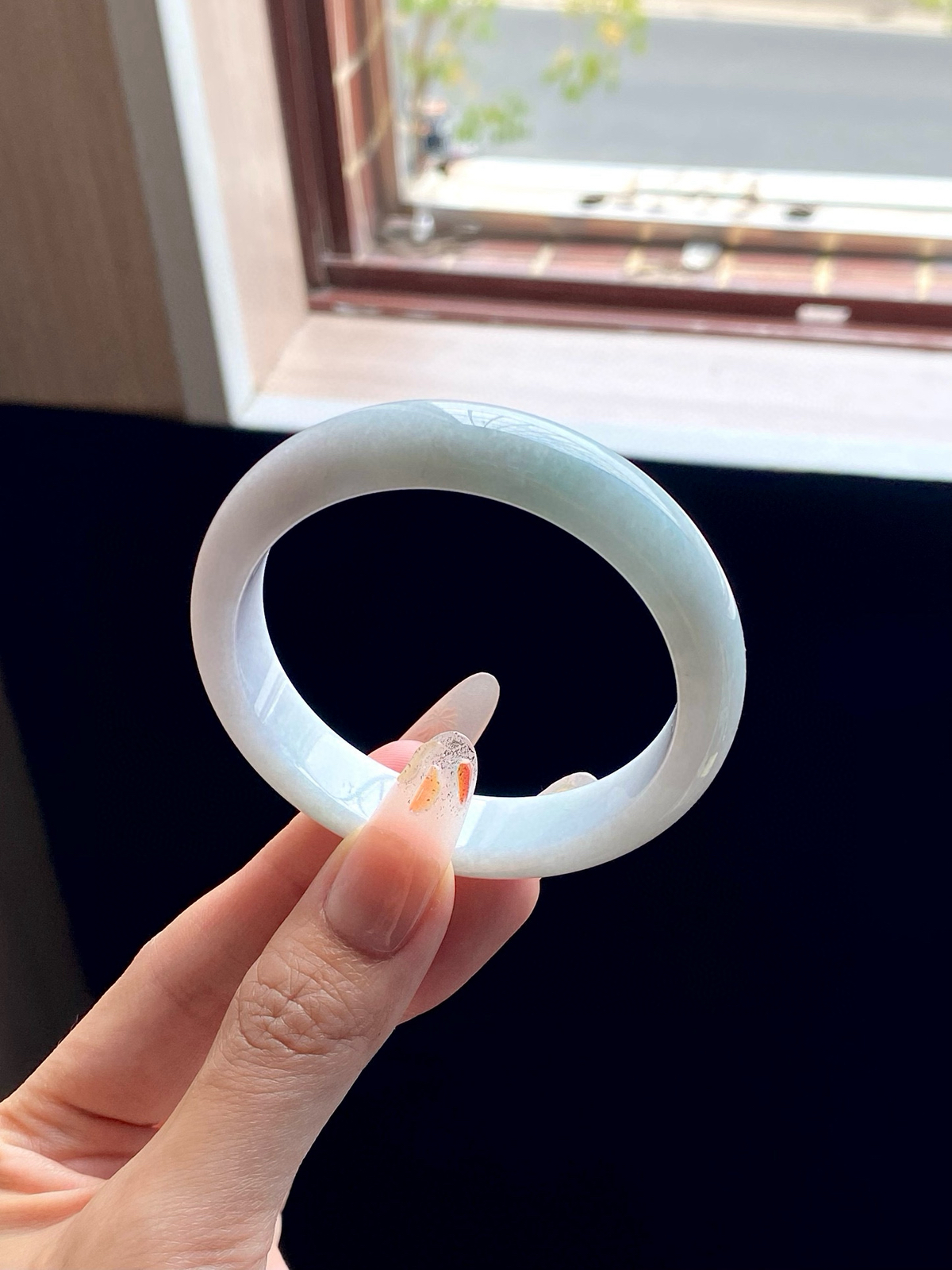 淡绿白月光正圈成品（无纹裂）

⭕️55.5-12.3-7.5