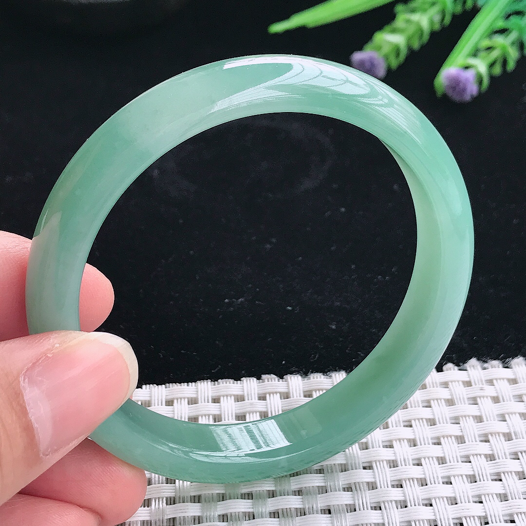 实拍A货翡翠57/11.4/7.2老坑冰润满色油绿手镯翡翠玉镯手环