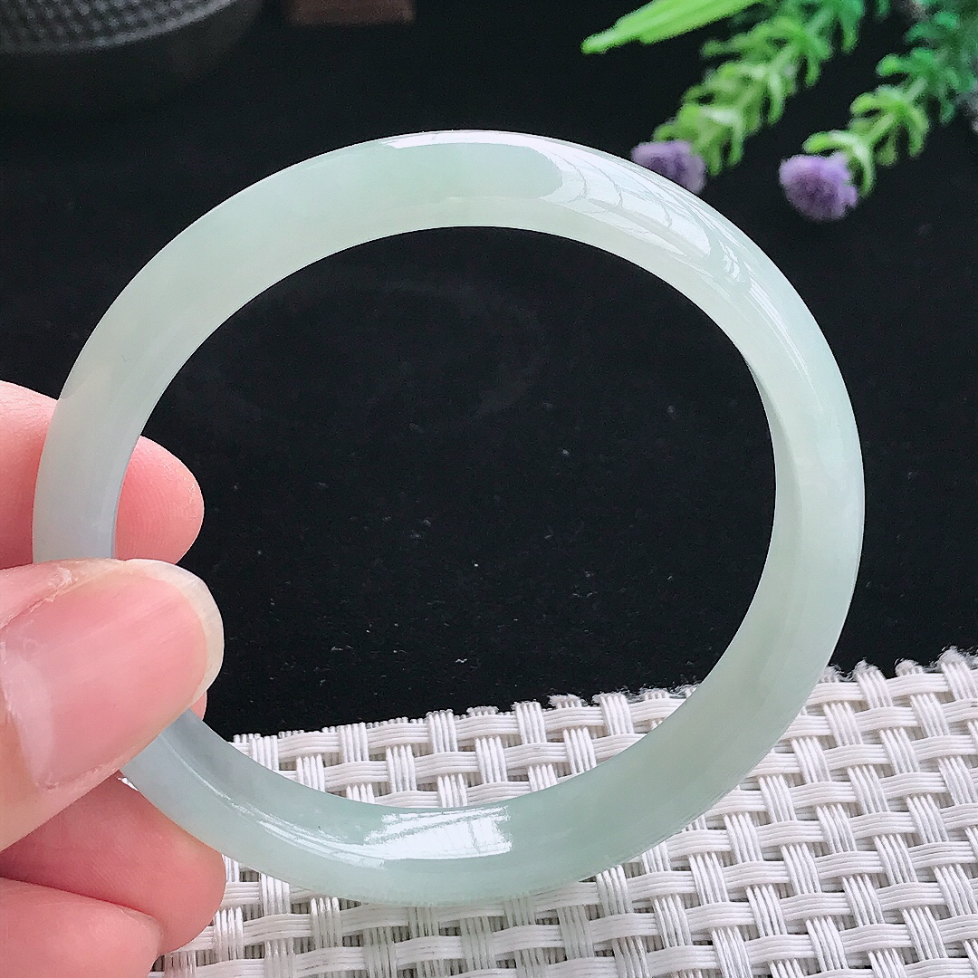 实拍A货翡翠54/10.3/6.6老坑秀气冰晴绿细条手镯翡翠玉镯手环