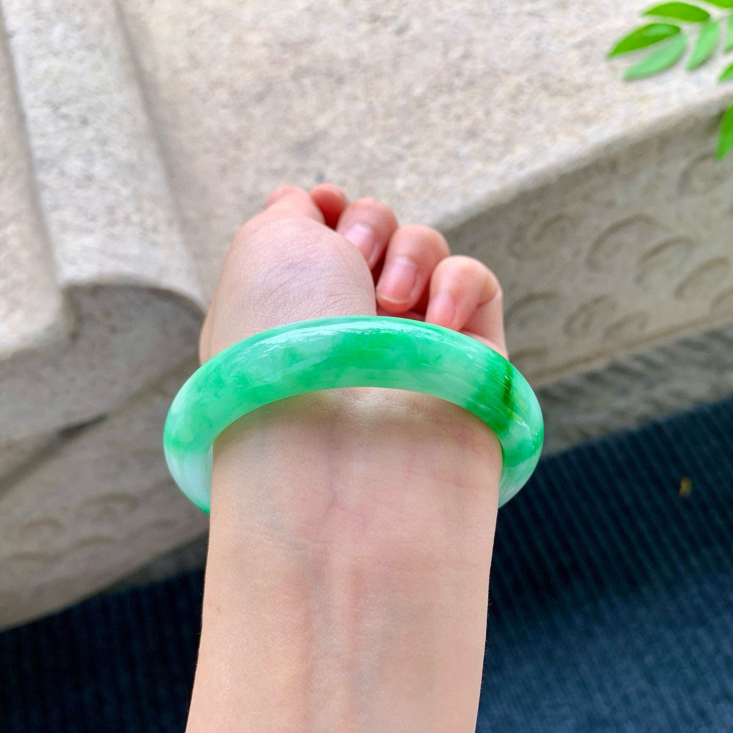 55.7/12.2/8.2辣绿，水润，种老，细腻