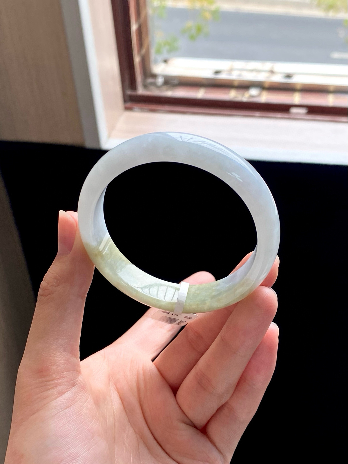 黄翡半山水正圈成品（无纹裂）
HY-8705
⭕️56.5-12.7-7