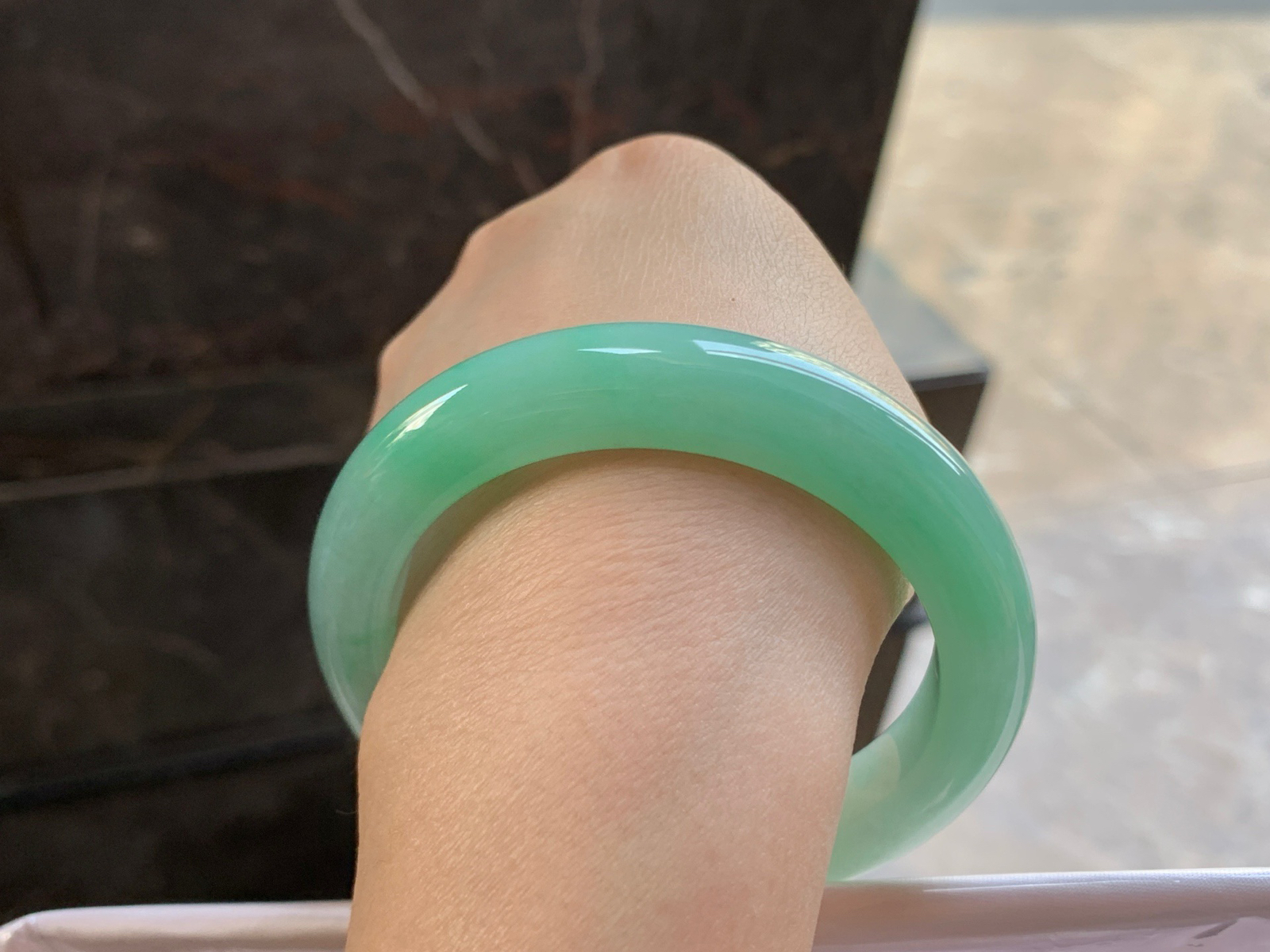 54.5-12.3-9.5

晴绿手镯^_^清新 好看