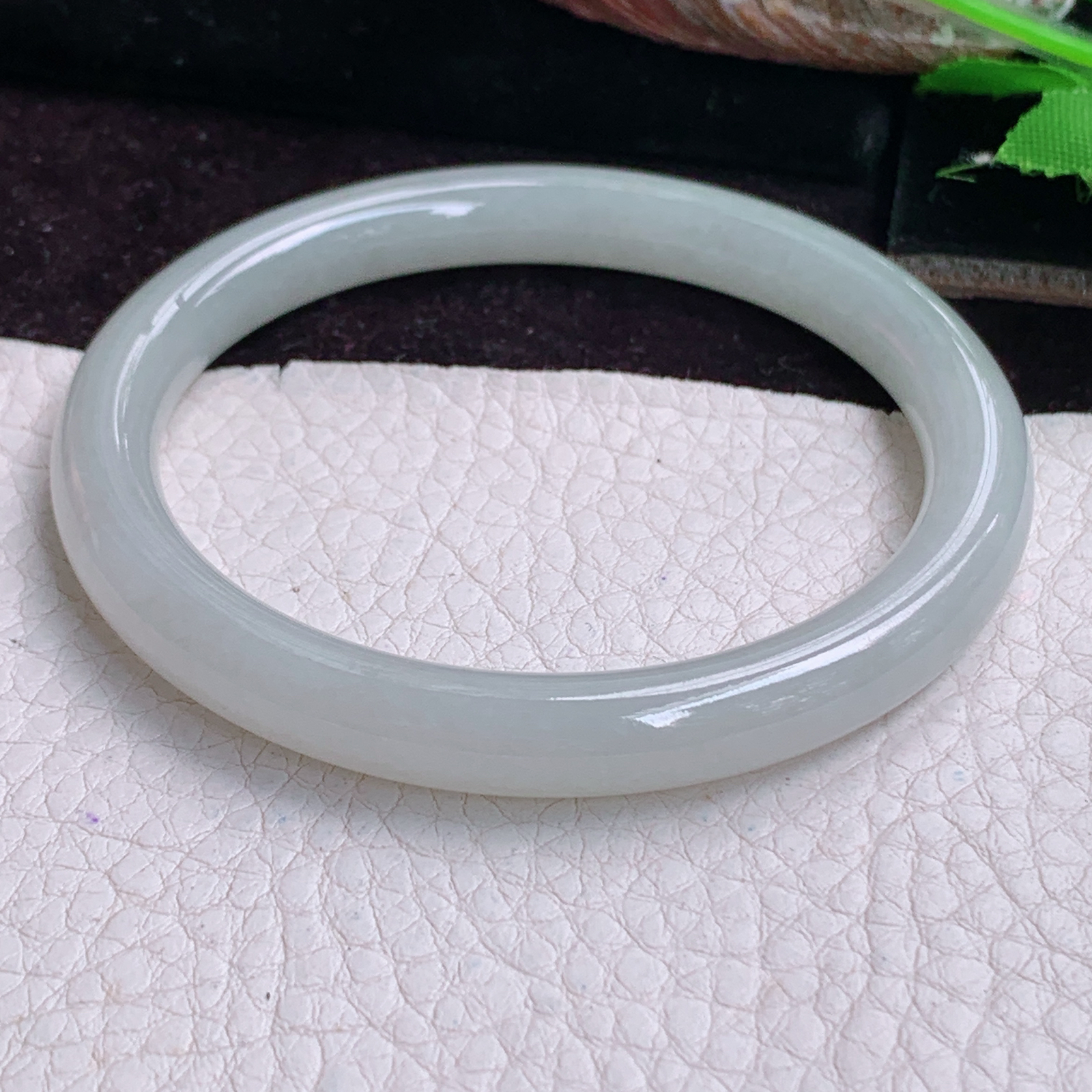 xx实拍56.5*8*7.8美人镯 天然缅甸翡翠A货手镯纯美圆条叮当镯 玉镯子