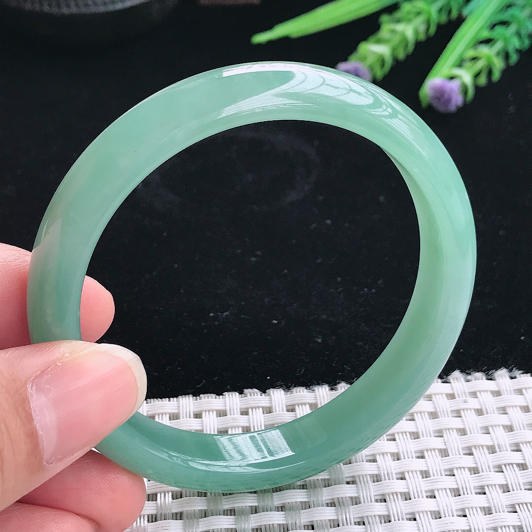 实拍A货翡翠57/11.4/7.2老坑冰润满色油绿手镯翡翠玉镯手环