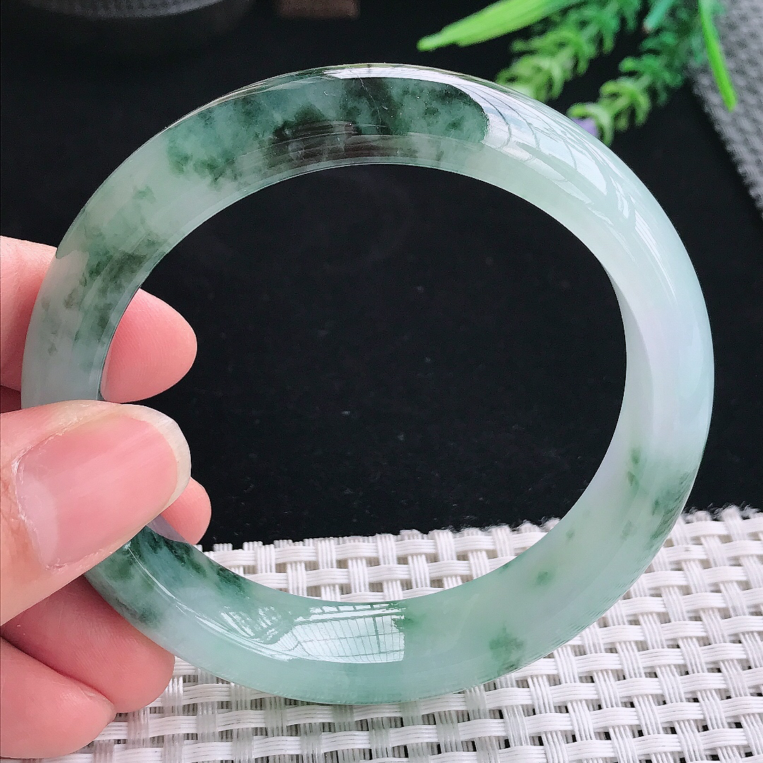 实拍A货翡翠60/14.2/9老坑冰润起胶飘花手镯翡翠玉镯手环