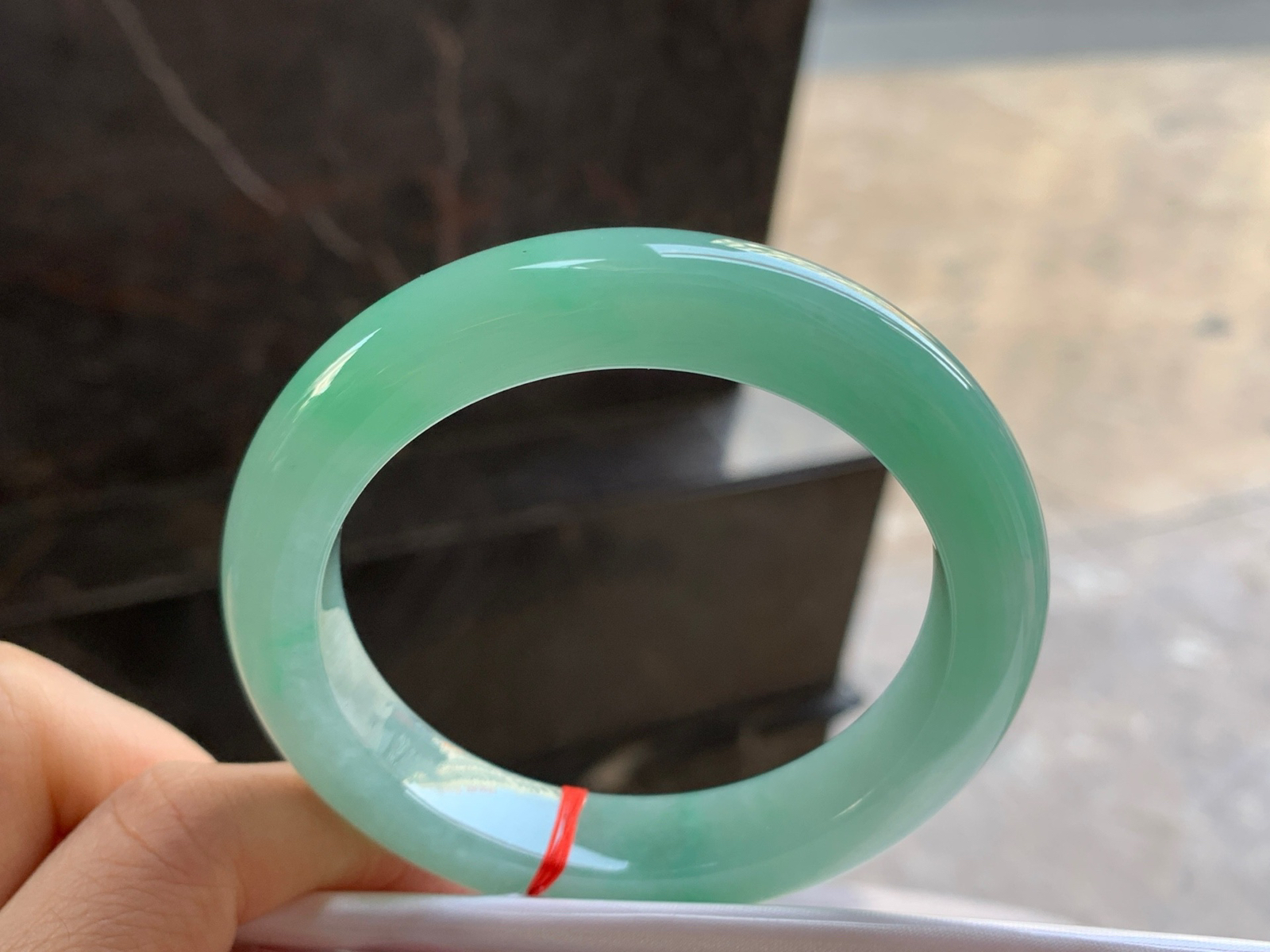 54.5-12.3-9.5

晴绿手镯^_^清新 好看