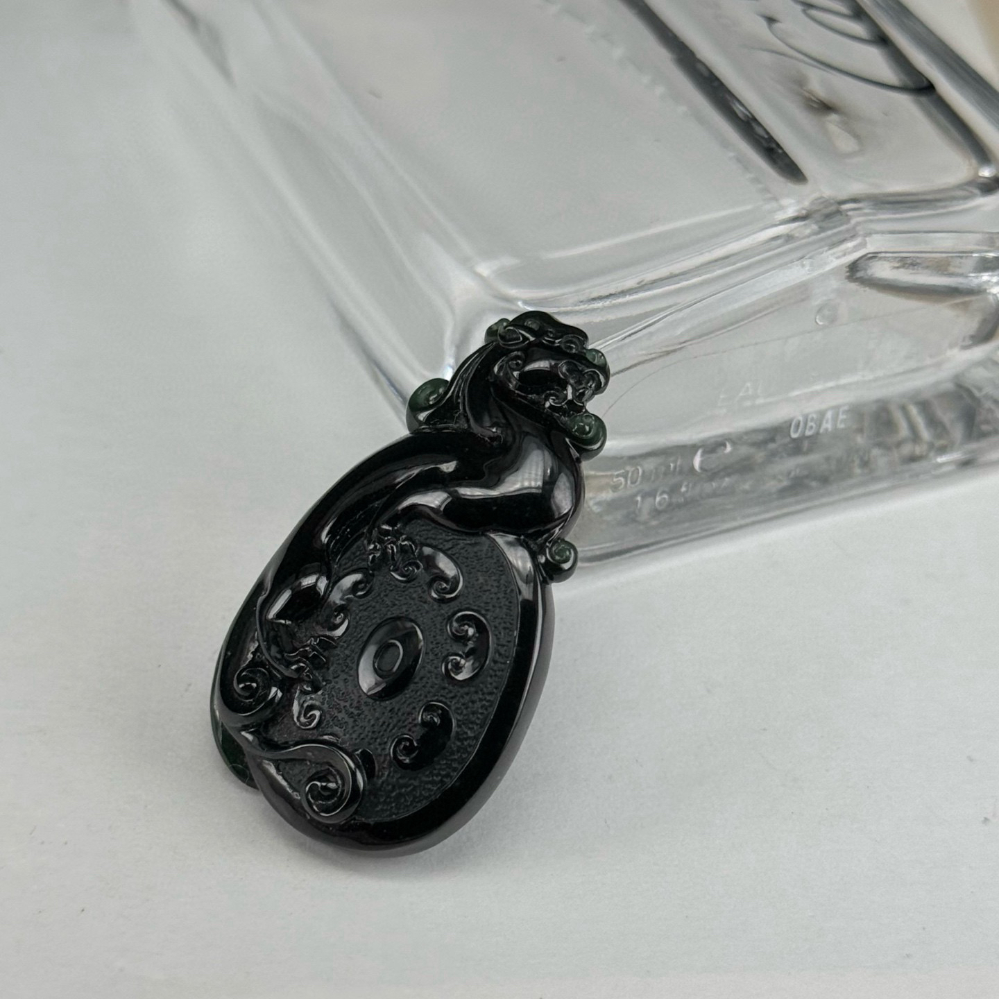 精品18k墨翠仿古龙牌 种好色正 黑度极好 打灯通透 油性十足  尺寸40.6