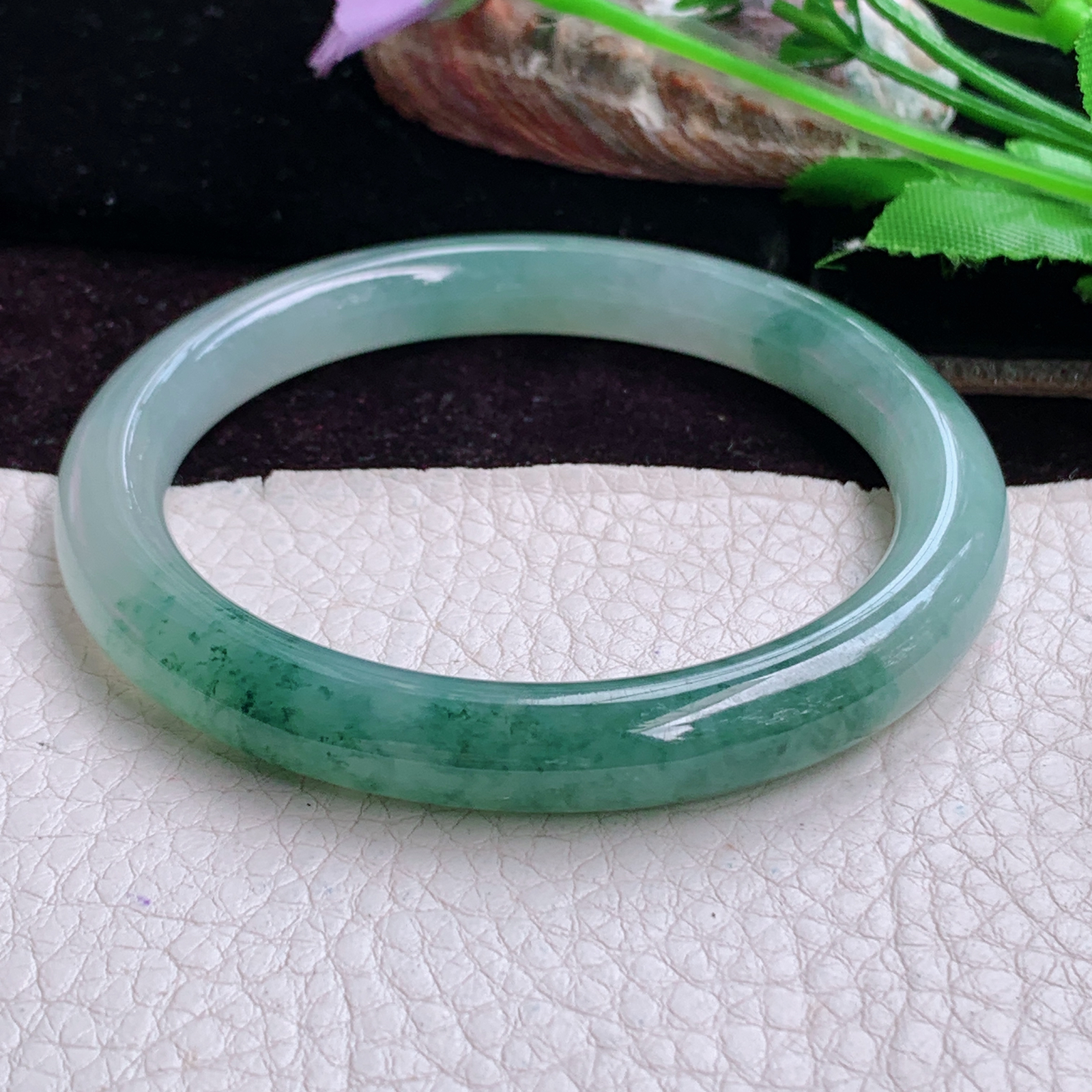 xc实拍57.5*9*8.8美人镯 天然缅甸翡翠手镯冰胶飘花正圈玉镯子 叮当镯