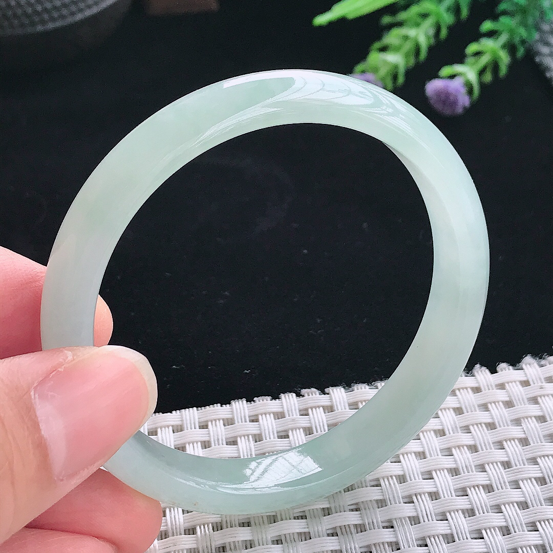 实拍A货翡翠54/10.3/6.6老坑秀气冰晴绿细条手镯翡翠玉镯手环