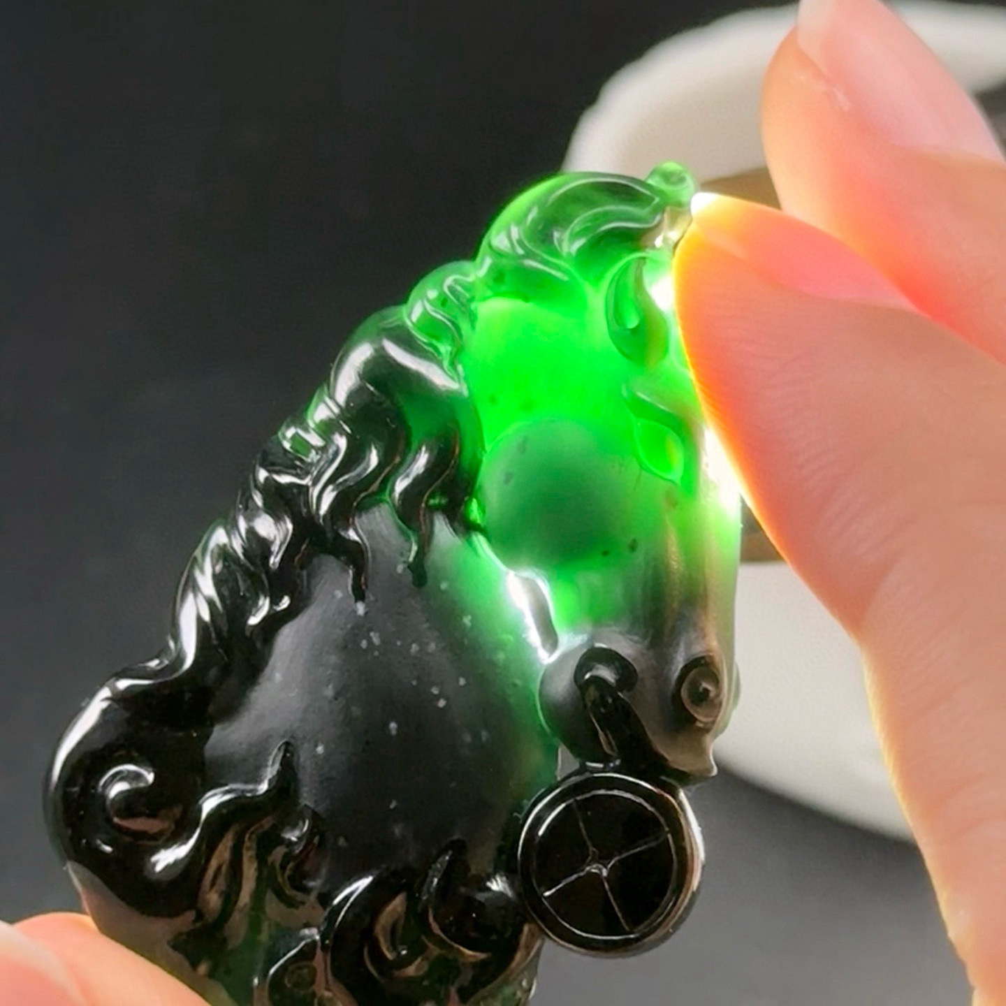 精品墨翠马头吊坠 种好色正 黑度极好 油性十足 性价比超高 尺寸47.3