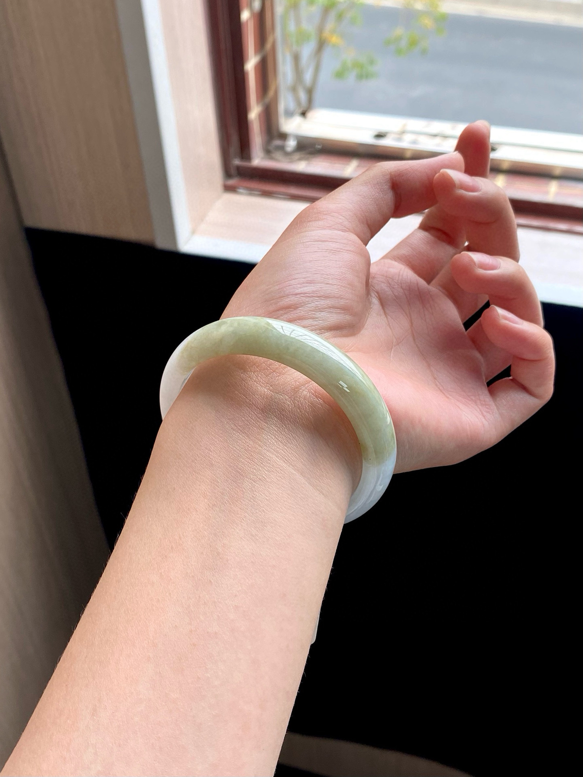 黄翡半山水正圈成品（无纹裂）
HY-8705
⭕️56.5-12.7-7