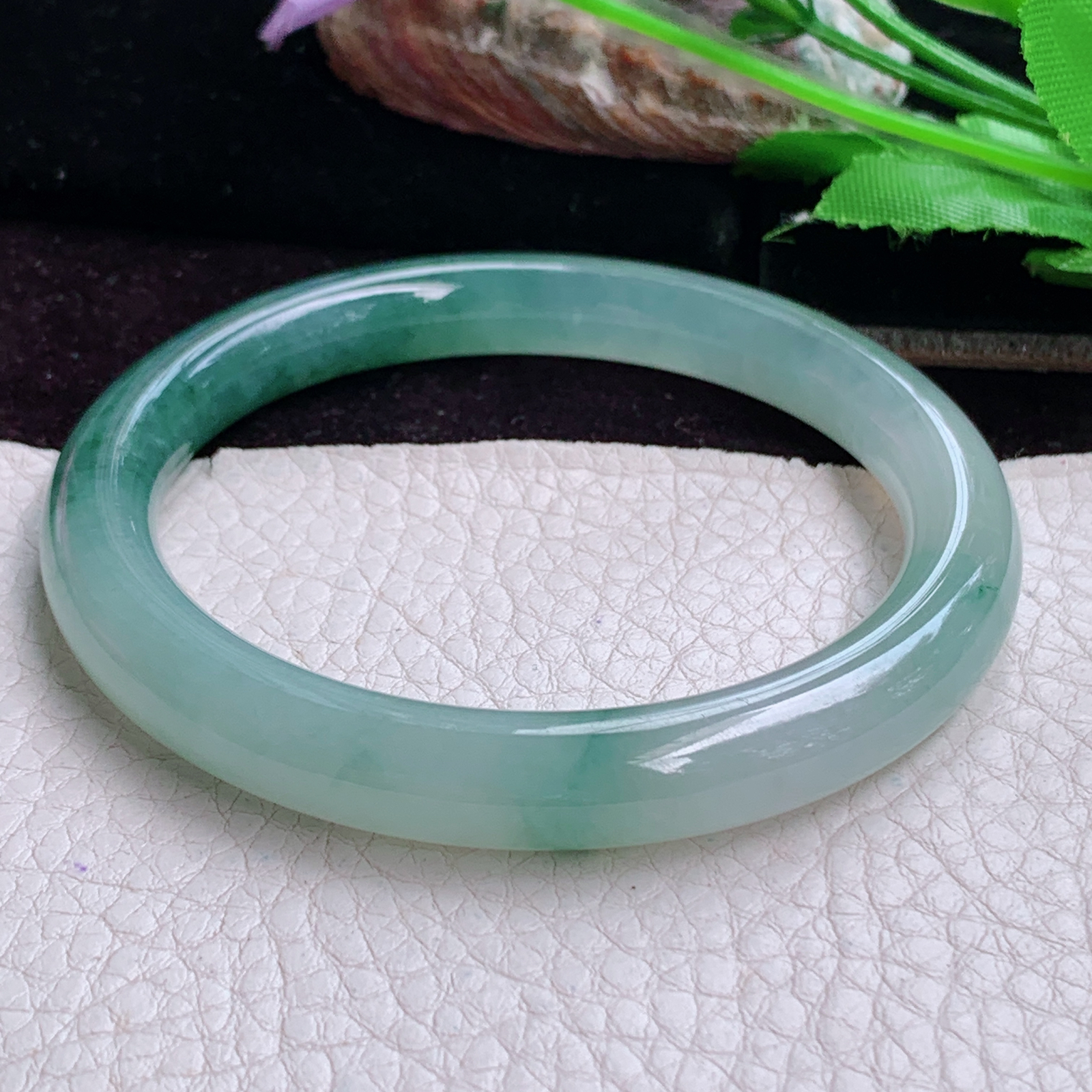 xc实拍57.5*9*8.8美人镯 天然缅甸翡翠手镯冰胶飘花正圈玉镯子 叮当镯