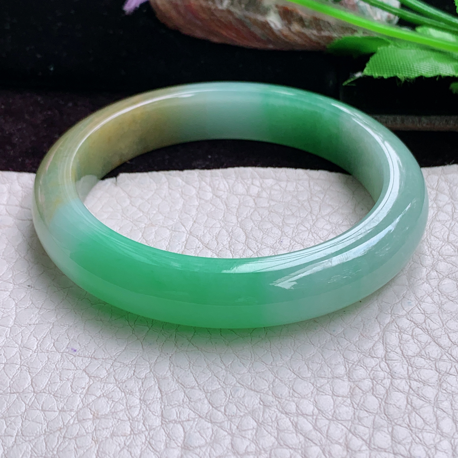 h实拍56*11.6*8.6招财镯 天然缅甸翡翠手镯冰胶三彩正圈玉镯子