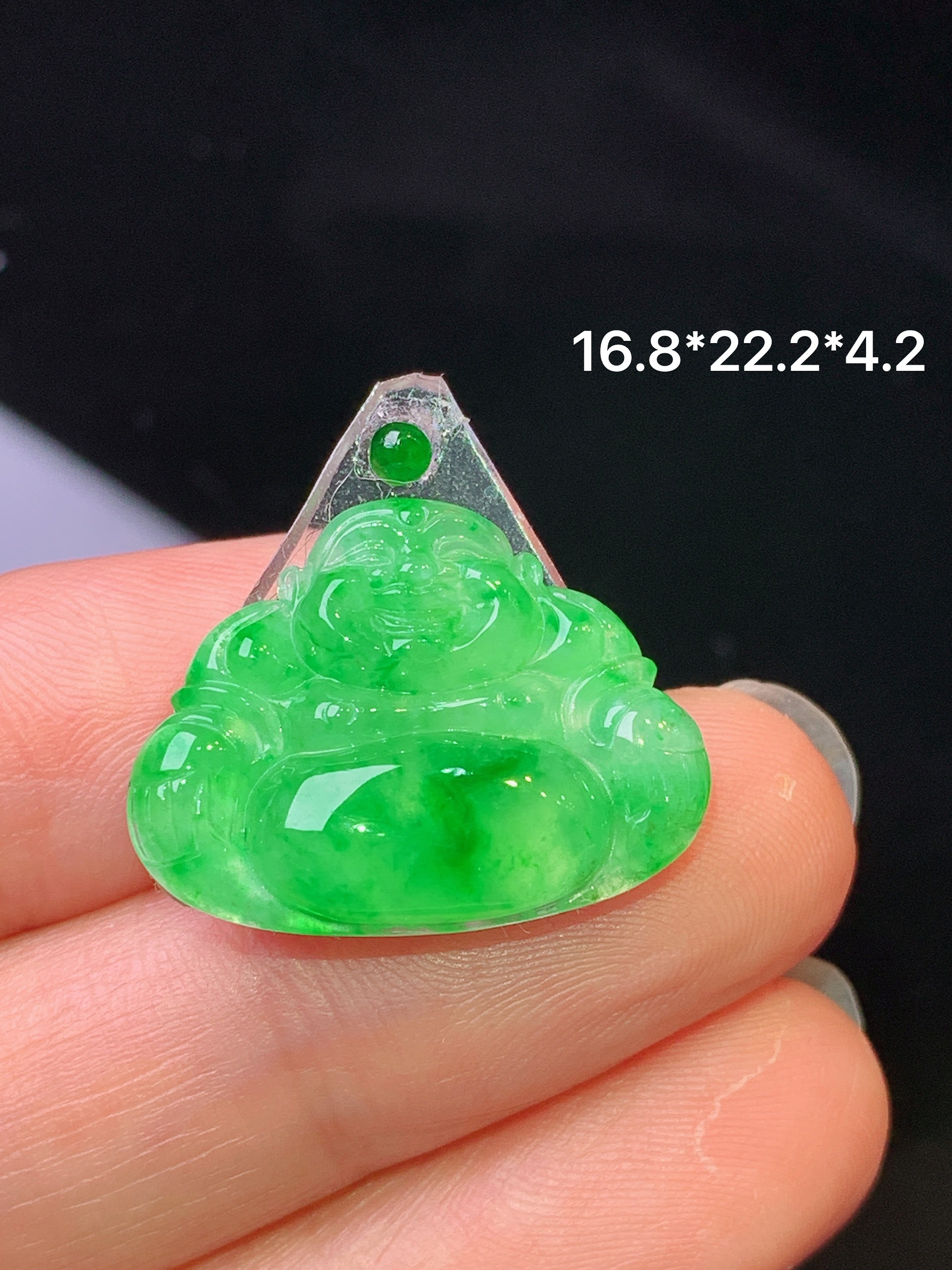 镶嵌款 翠绿佛公吊坠 玉质细腻 色泽艳丽清新 水润亮眼 整体尺寸16.8*22.2*4.2*2x