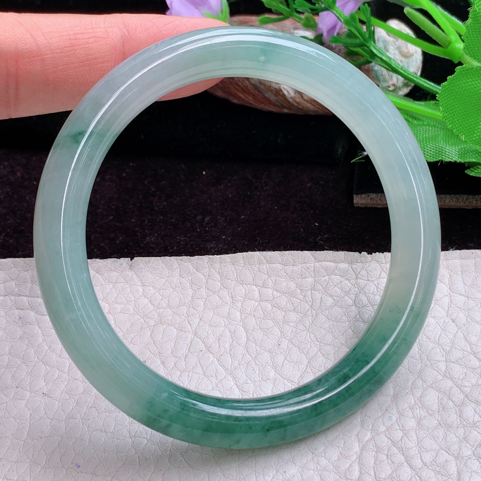 xc实拍57.5*9*8.8美人镯 天然缅甸翡翠手镯冰胶飘花正圈玉镯子 叮当镯