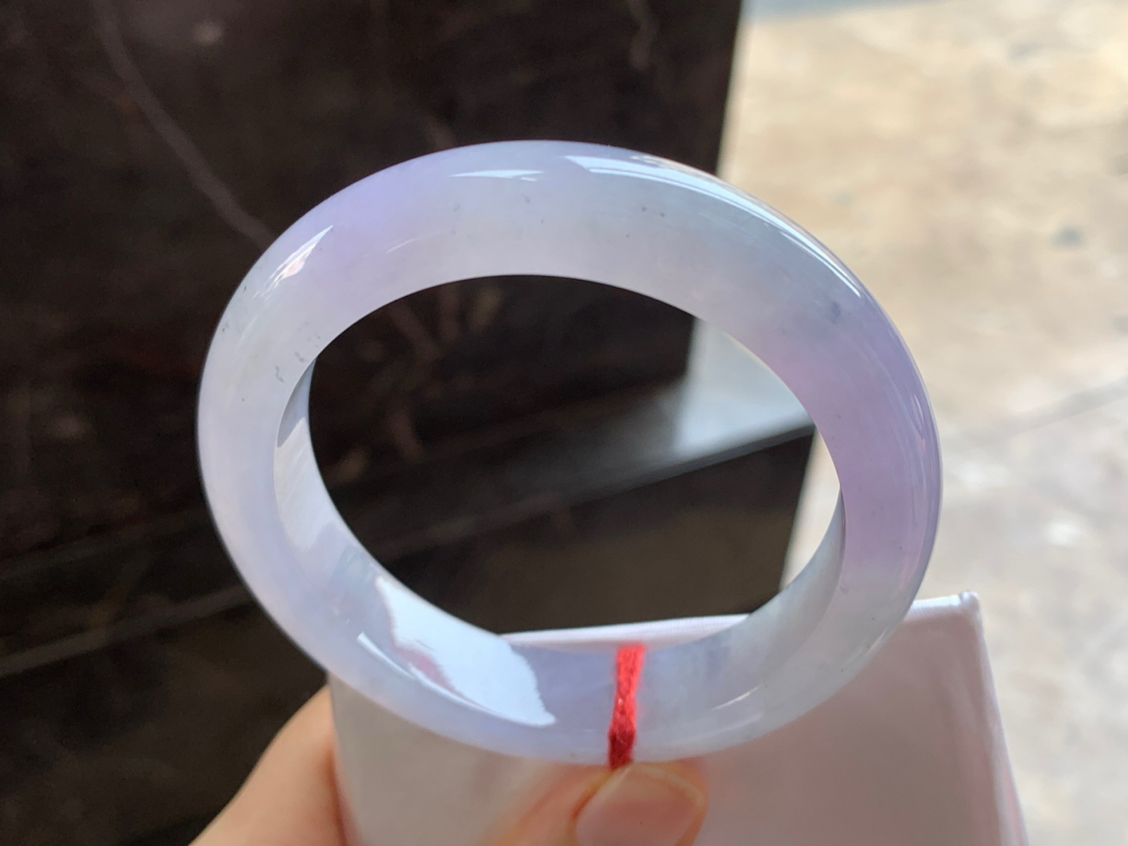 57-12.8-9.3

冰紫手镯^_^水润 鲜艳亮眼