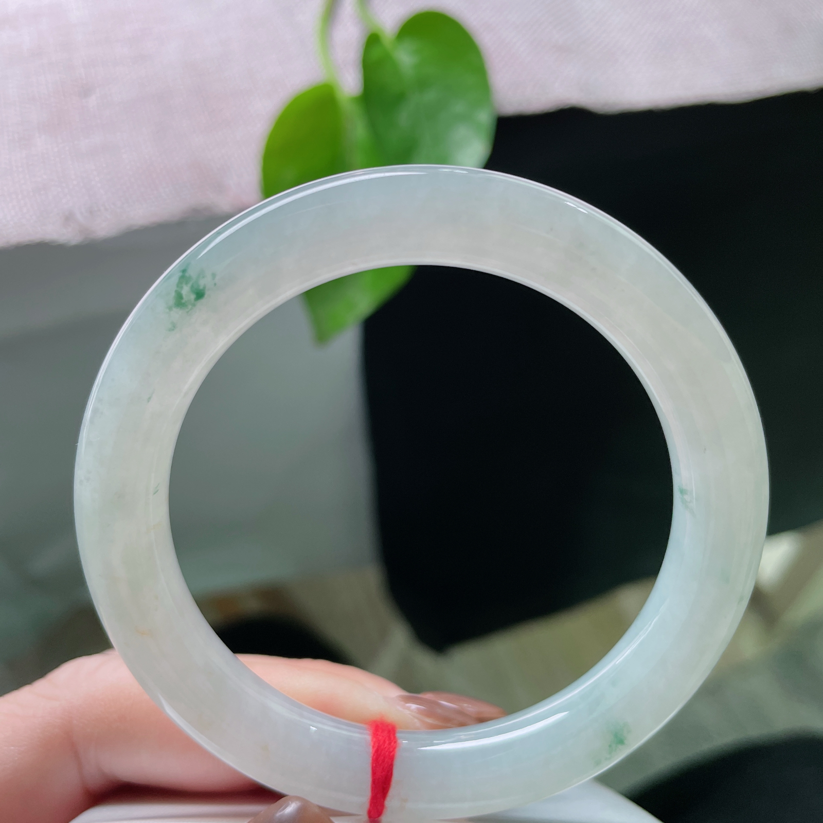 55.2/9.6，飘花圆条，细腻，水润，耐看，雅致，灵动，无暇