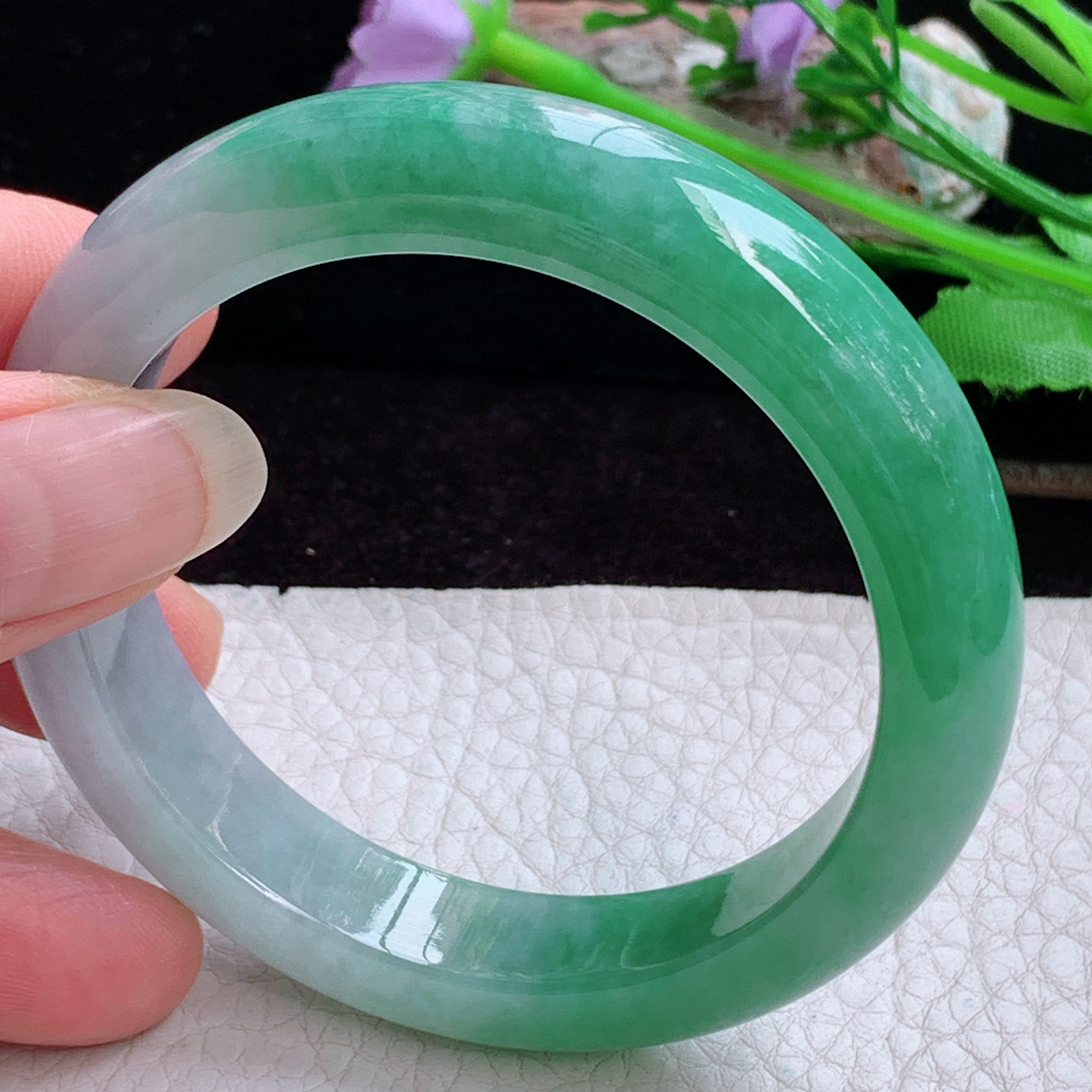 pj实拍54*12.3*8.5招财镯 天然缅甸翡翠手镯胶感辣绿半山水正圈玉镯子