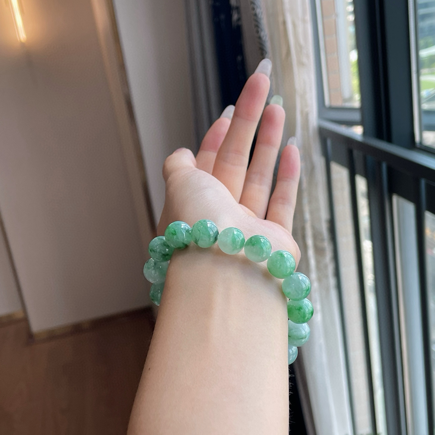 绿花手串 

尺寸：11.5/17颗