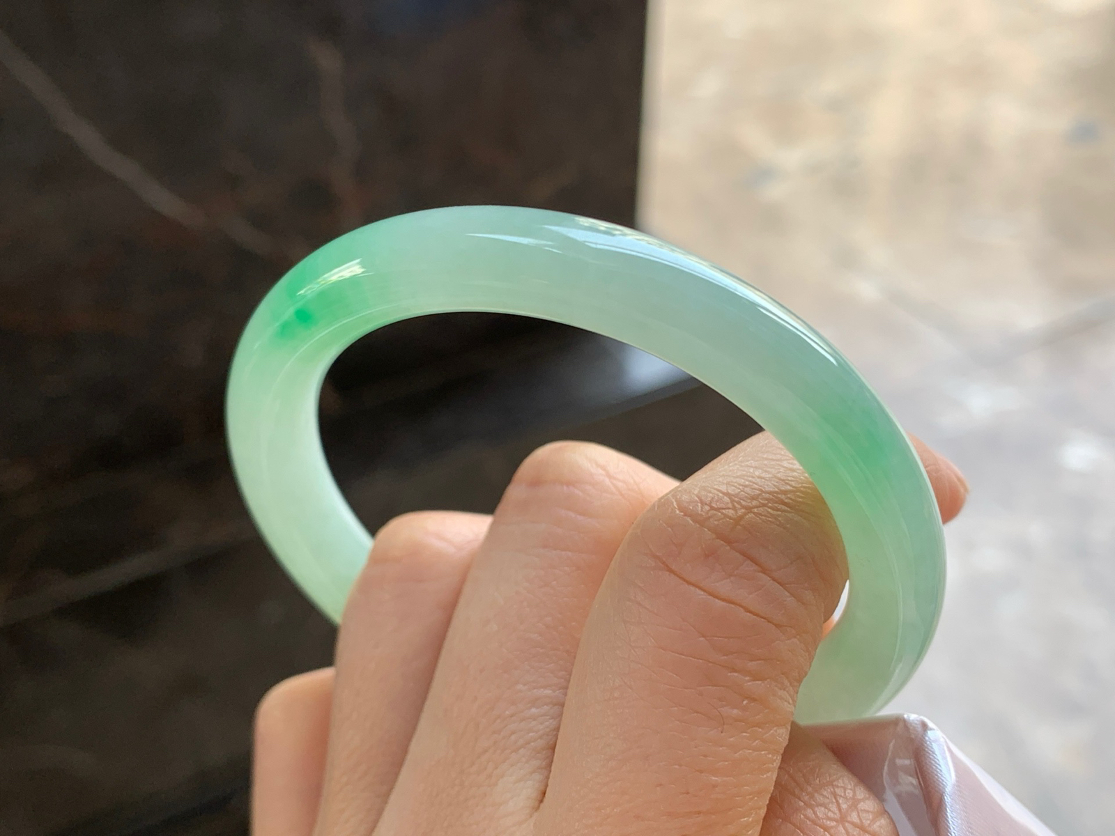 53-8.7

冰晴圆条手镯^_^清新