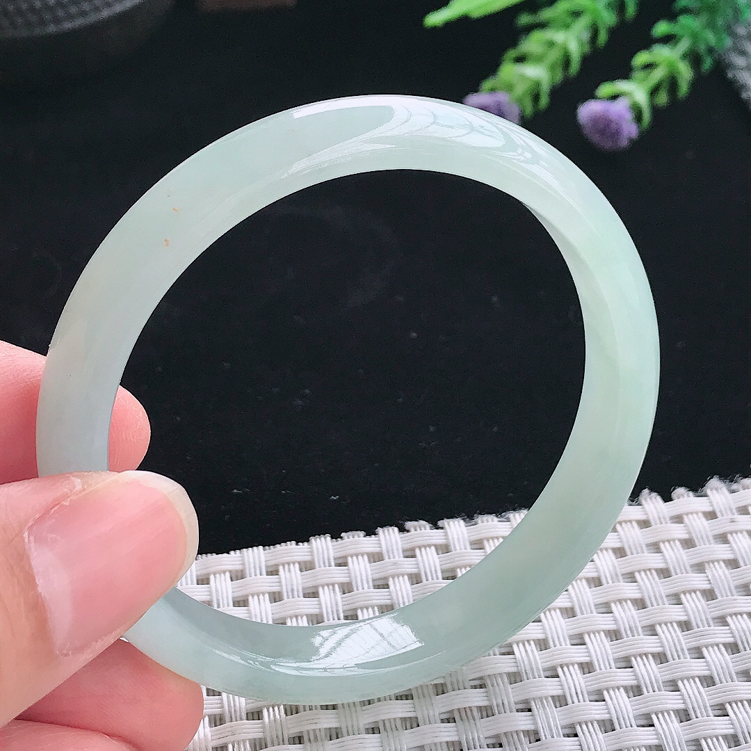 实拍A货翡翠54/10.3/6.6老坑秀气冰晴绿细条手镯翡翠玉镯手环