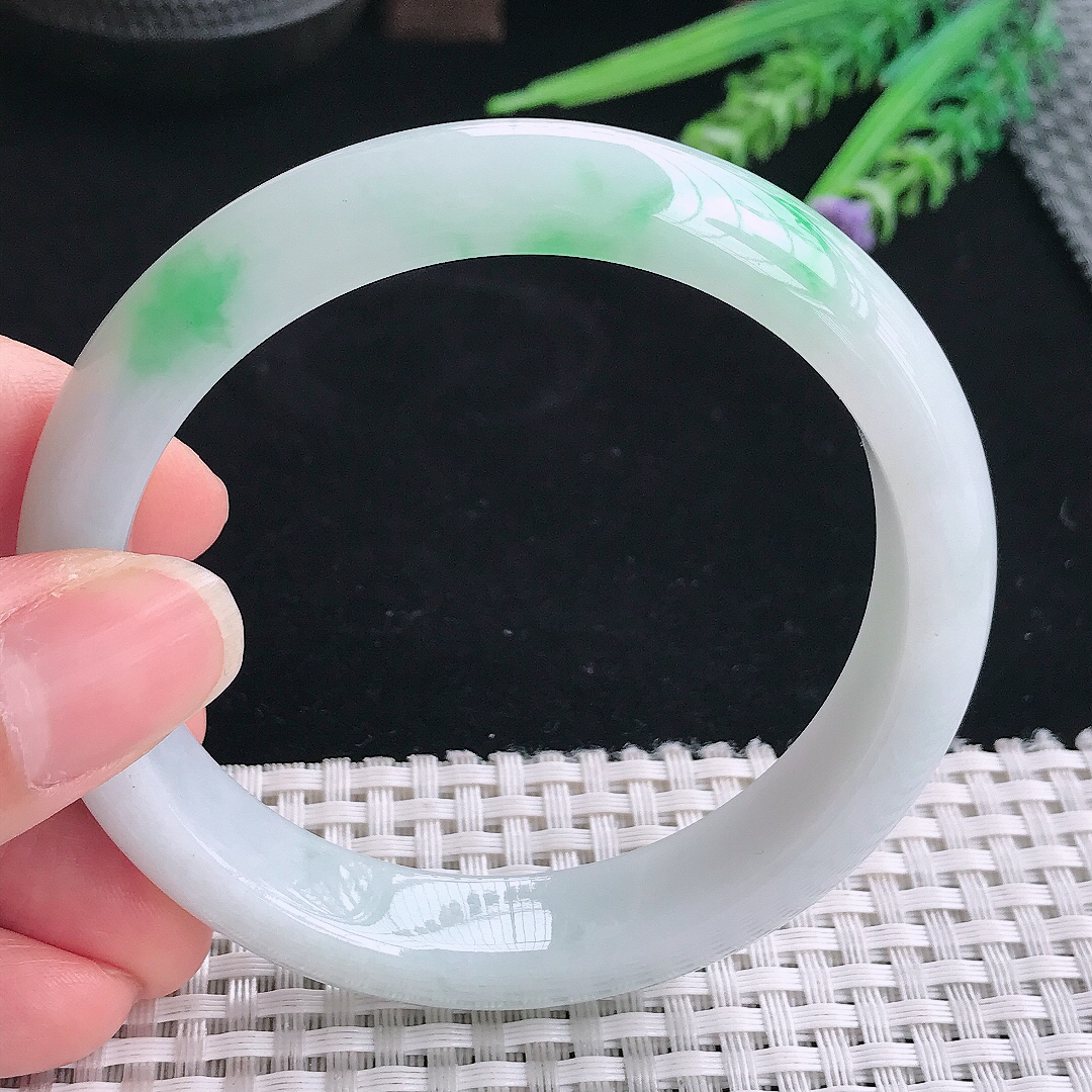 实拍A货翡翠59.8/12.9/8.3老坑冰润白底青手镯飘阳绿翡翠玉镯手环