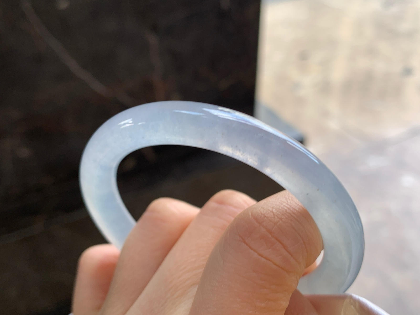 54-8.8

冰种圆条手镯^_^透亮水润