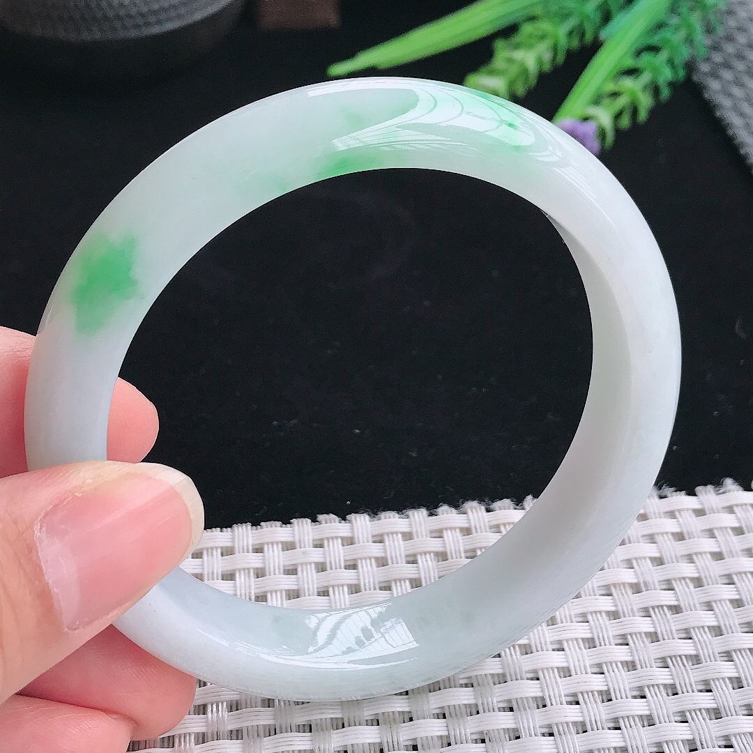 实拍A货翡翠59.8/12.9/8.3老坑冰润白底青手镯飘阳绿翡翠玉镯手环