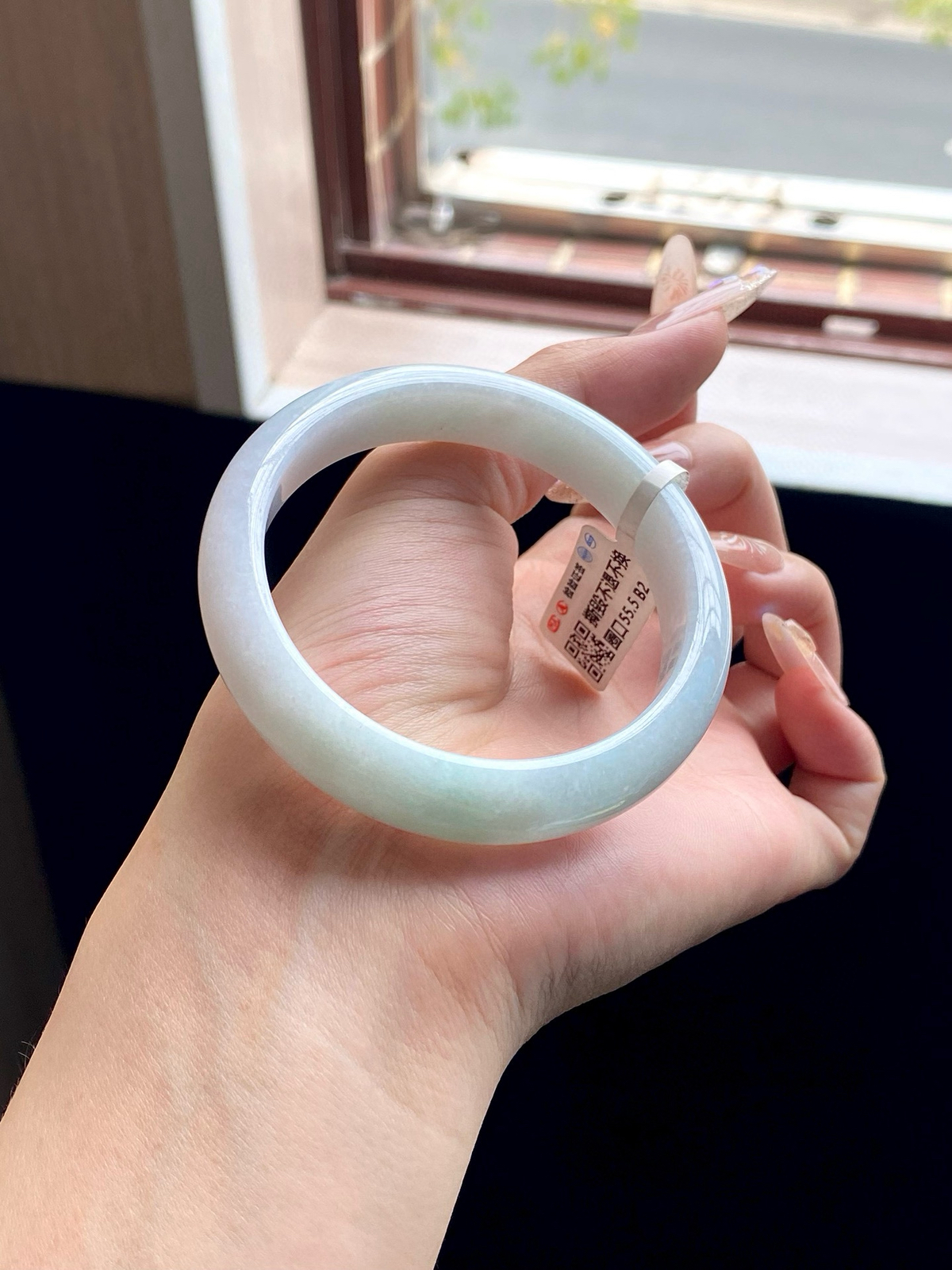 淡绿白月光正圈成品（无纹裂）

⭕️55.5-12.3-7.5