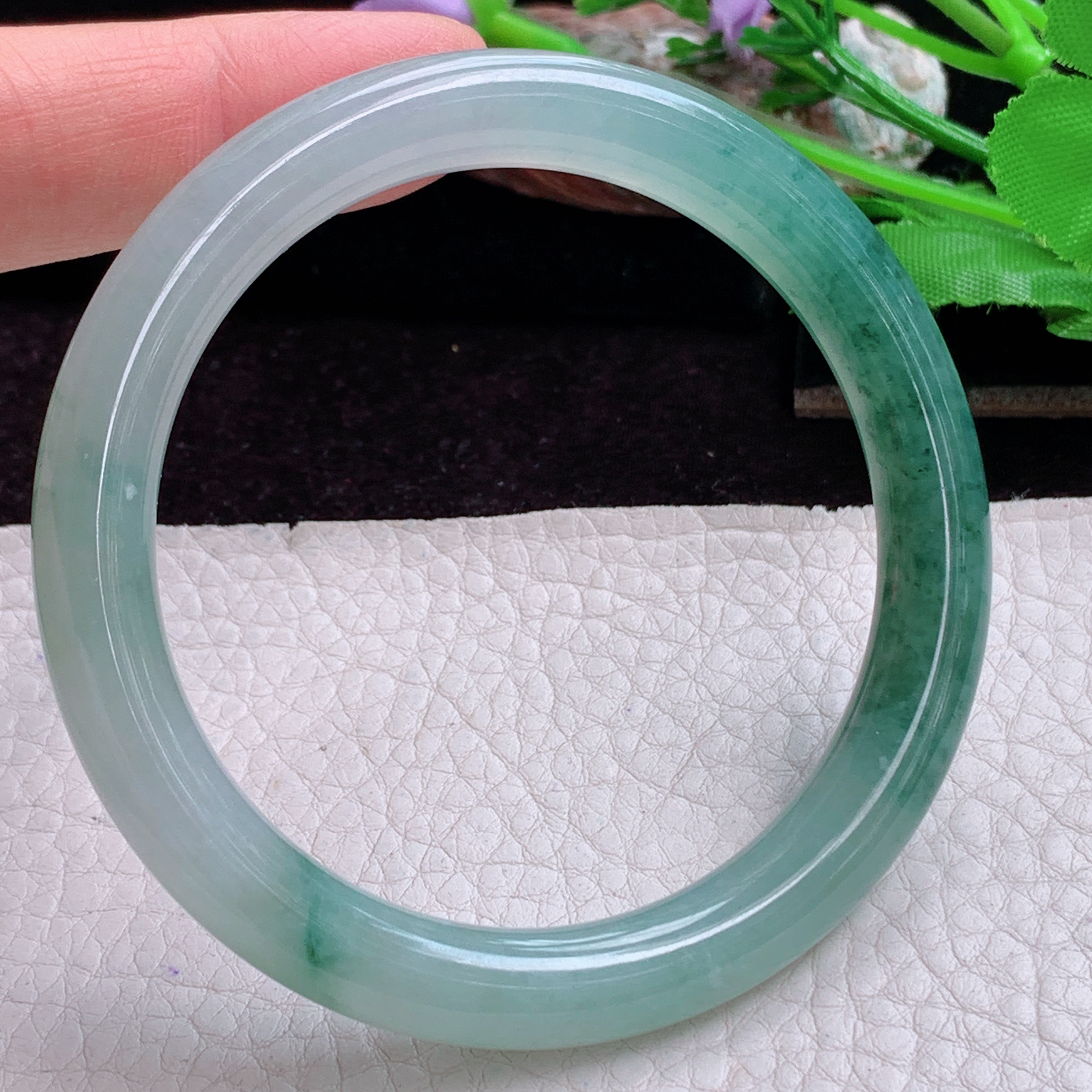 xc实拍57.5*9*8.8美人镯 天然缅甸翡翠手镯冰胶飘花正圈玉镯子 叮当镯