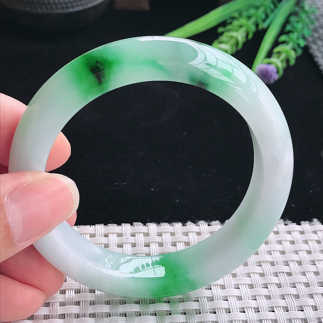 实拍A货翡翠55.3/12.3/9.5老坑精美冰润飘阳绿手镯翡翠玉镯手环