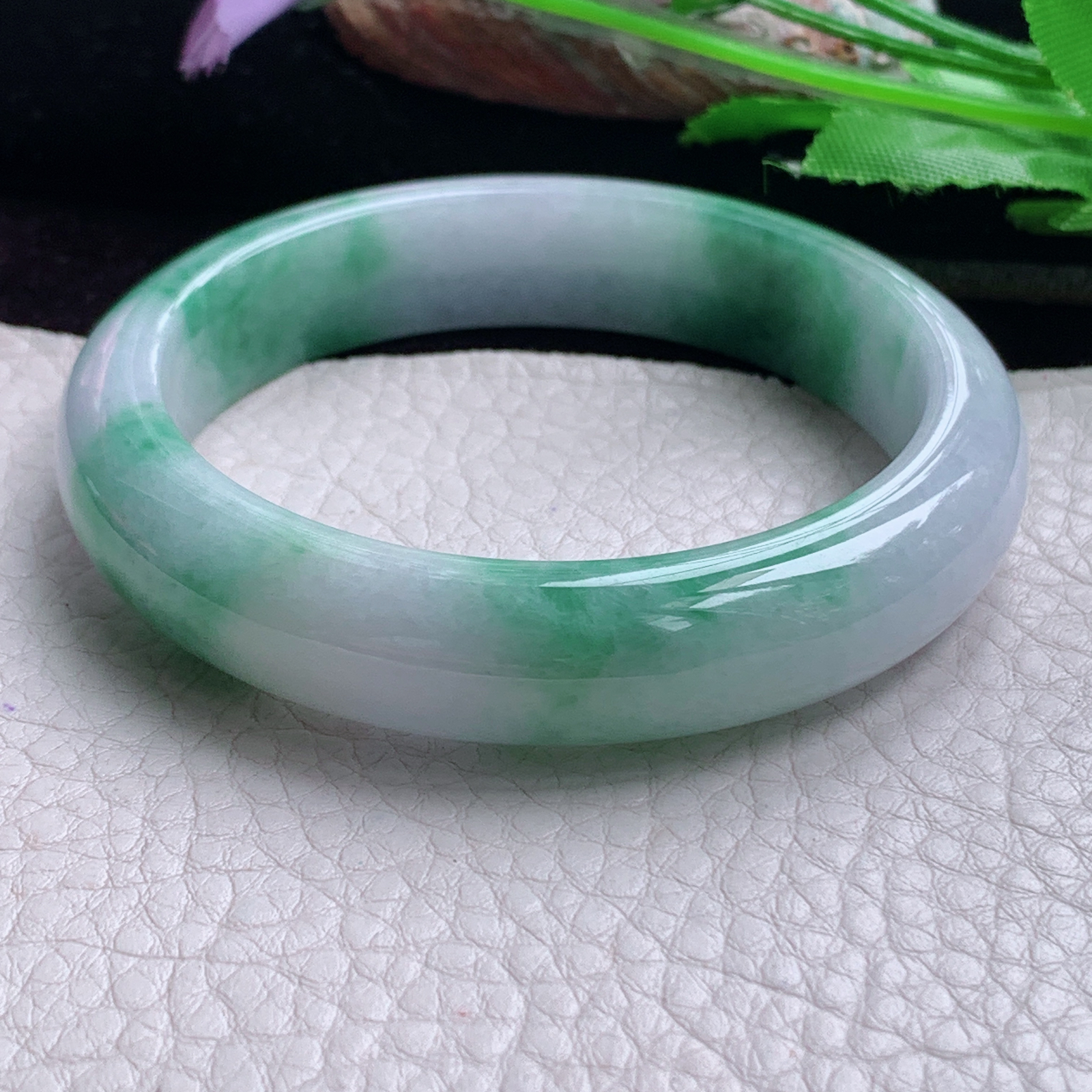 hy实拍56*13*8平安镯 天然缅甸翡翠手镯胶感飘花正圈玉镯子