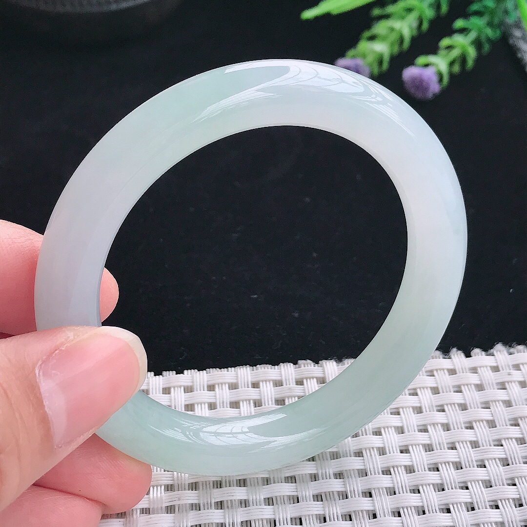 实拍A货翡翠52.2/9.5老坑冰胶果冻冰纯晴底圆条手镯翡翠玉镯手环