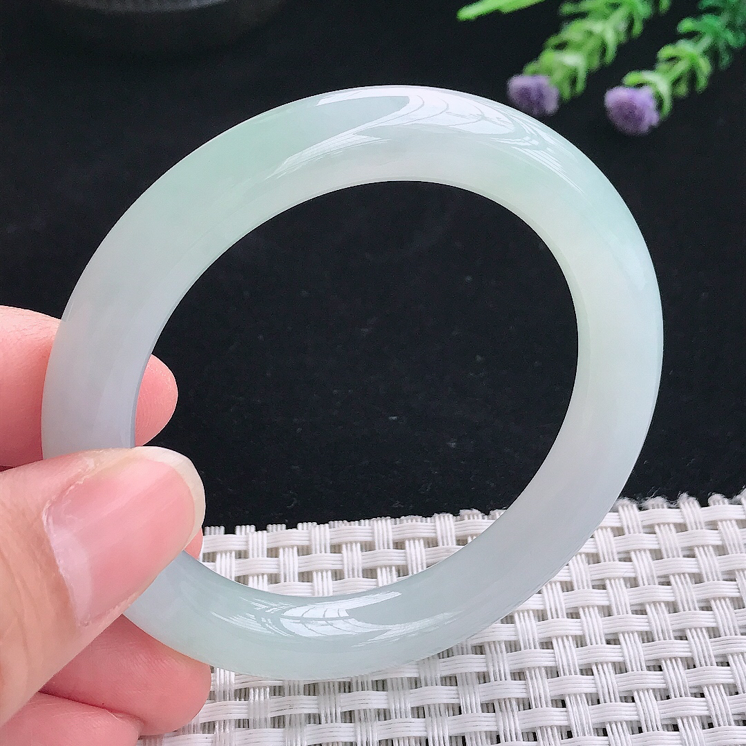 实拍A货翡翠52.2/9.5老坑冰胶果冻冰纯晴底圆条手镯翡翠玉镯手环