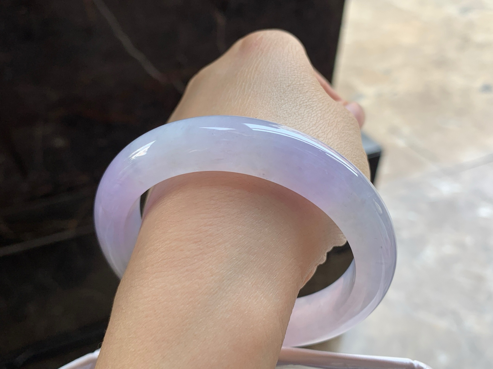 57-12.8-9.3

冰紫手镯^_^水润 鲜艳亮眼